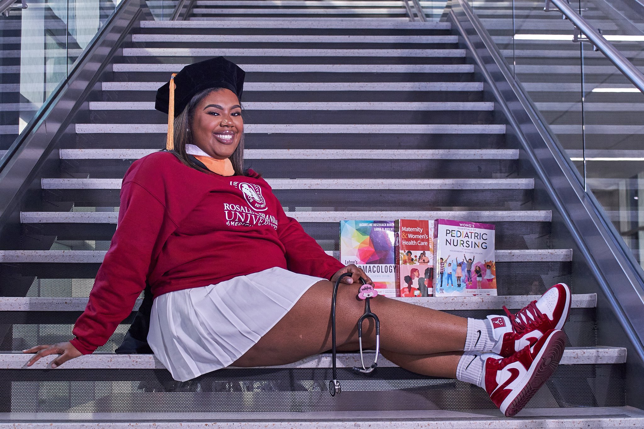 20250427_GradShoot_Jaylynn_053_web.jpg