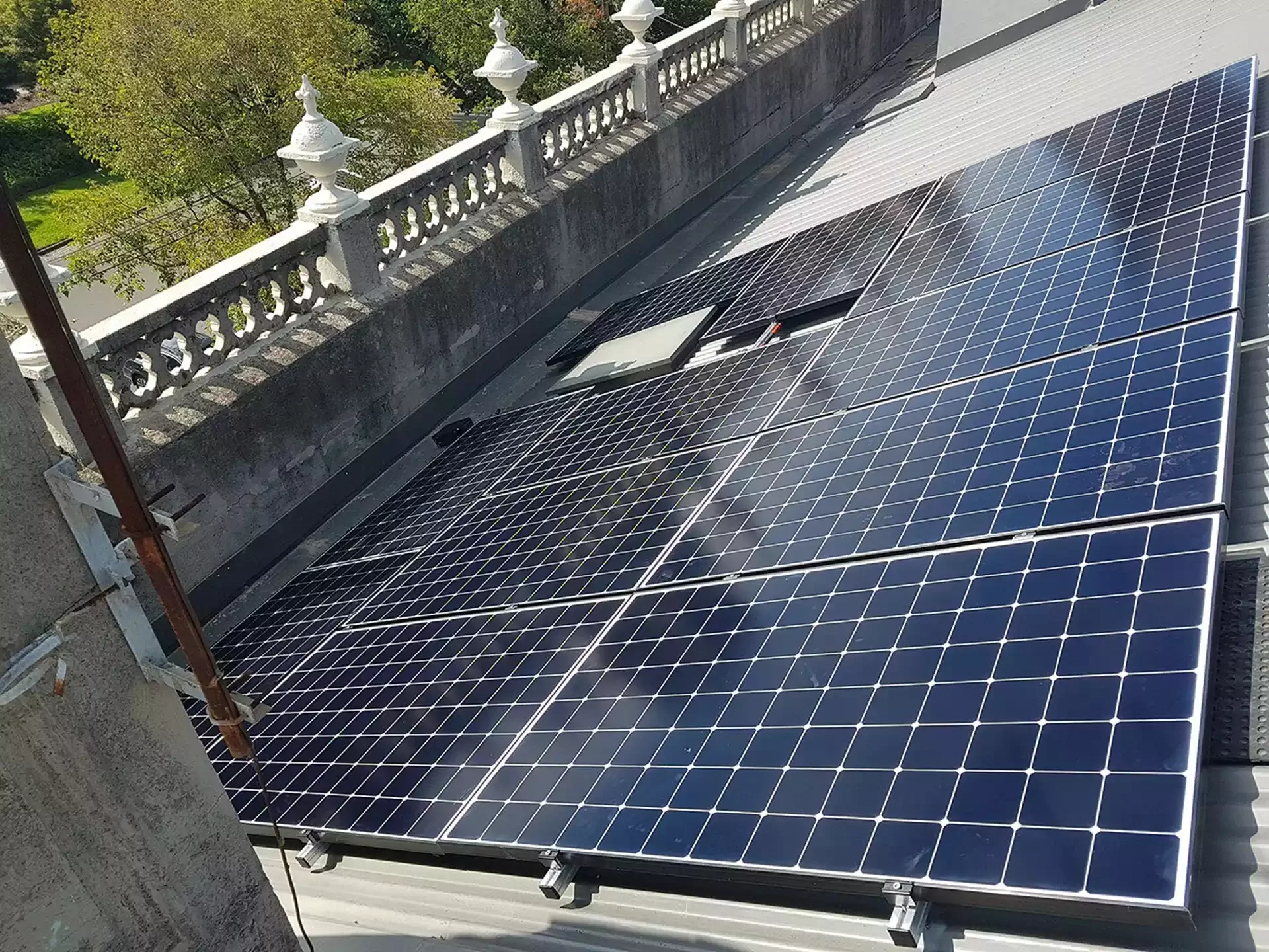 TCKSolar_SunPower_Ornate_Roof_low.webp