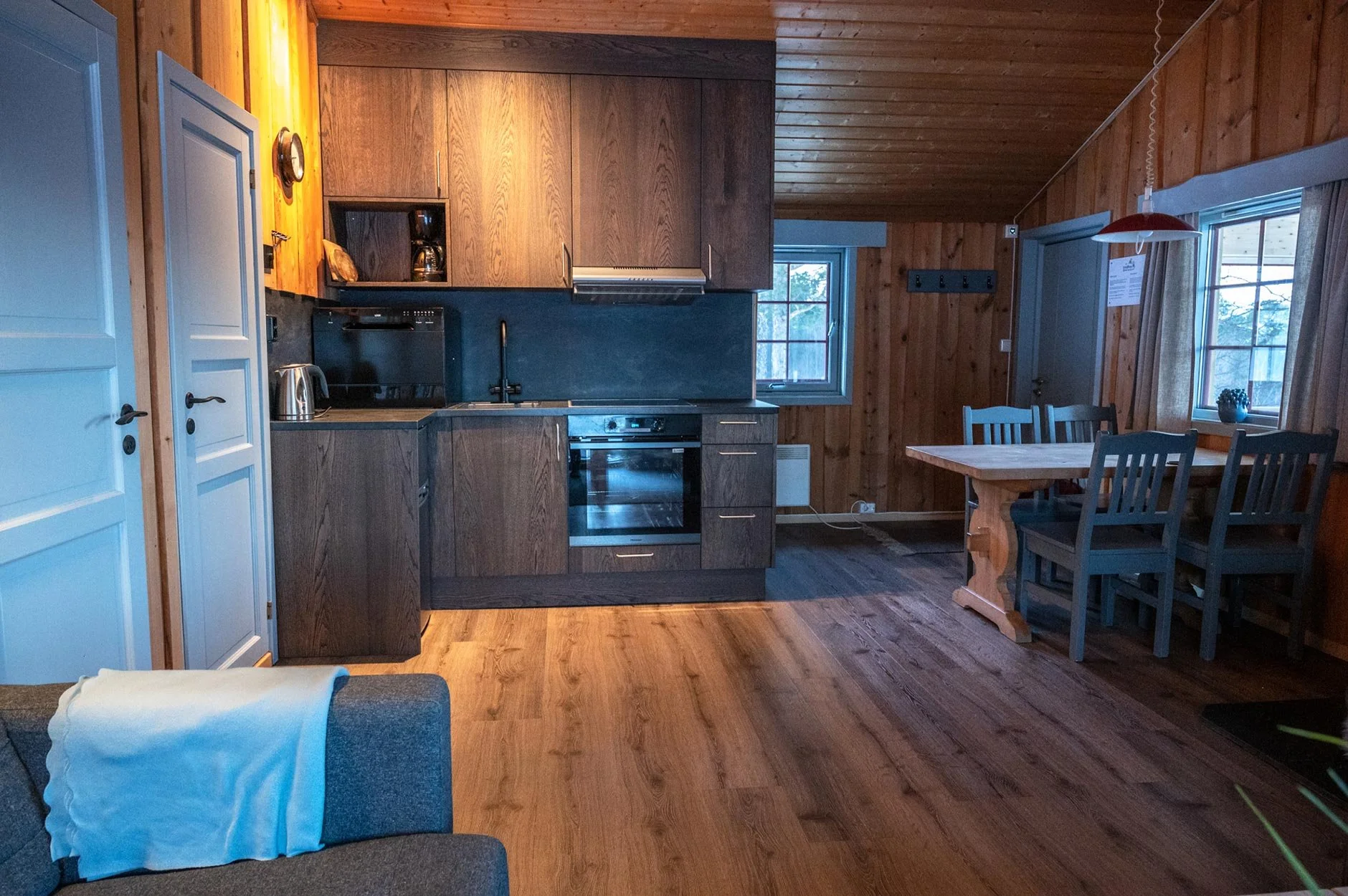 Kjøkkenkrok i hytter hos Trolltun hotell og hytter.