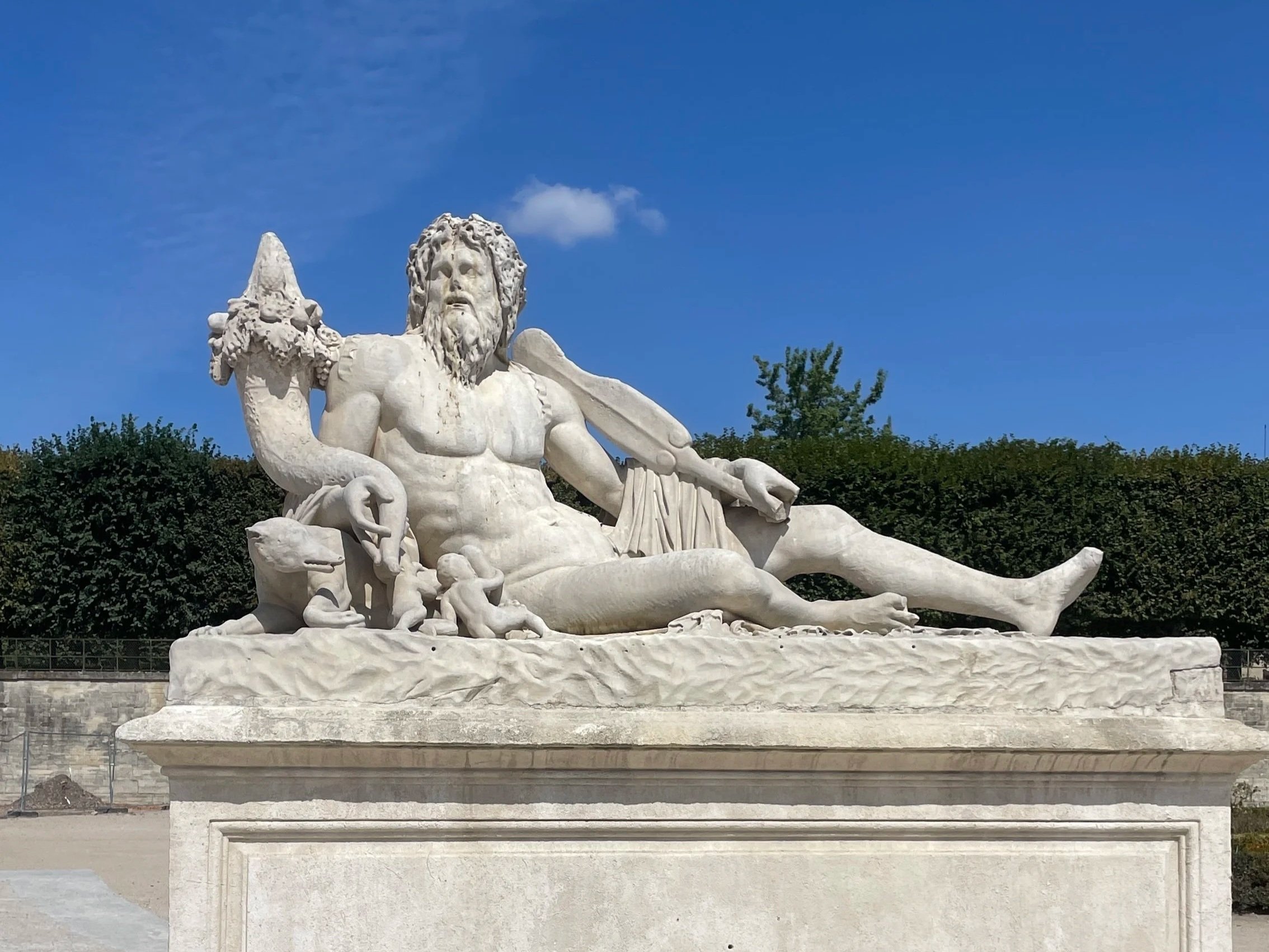 Visite Tuileries, statues, mythologie