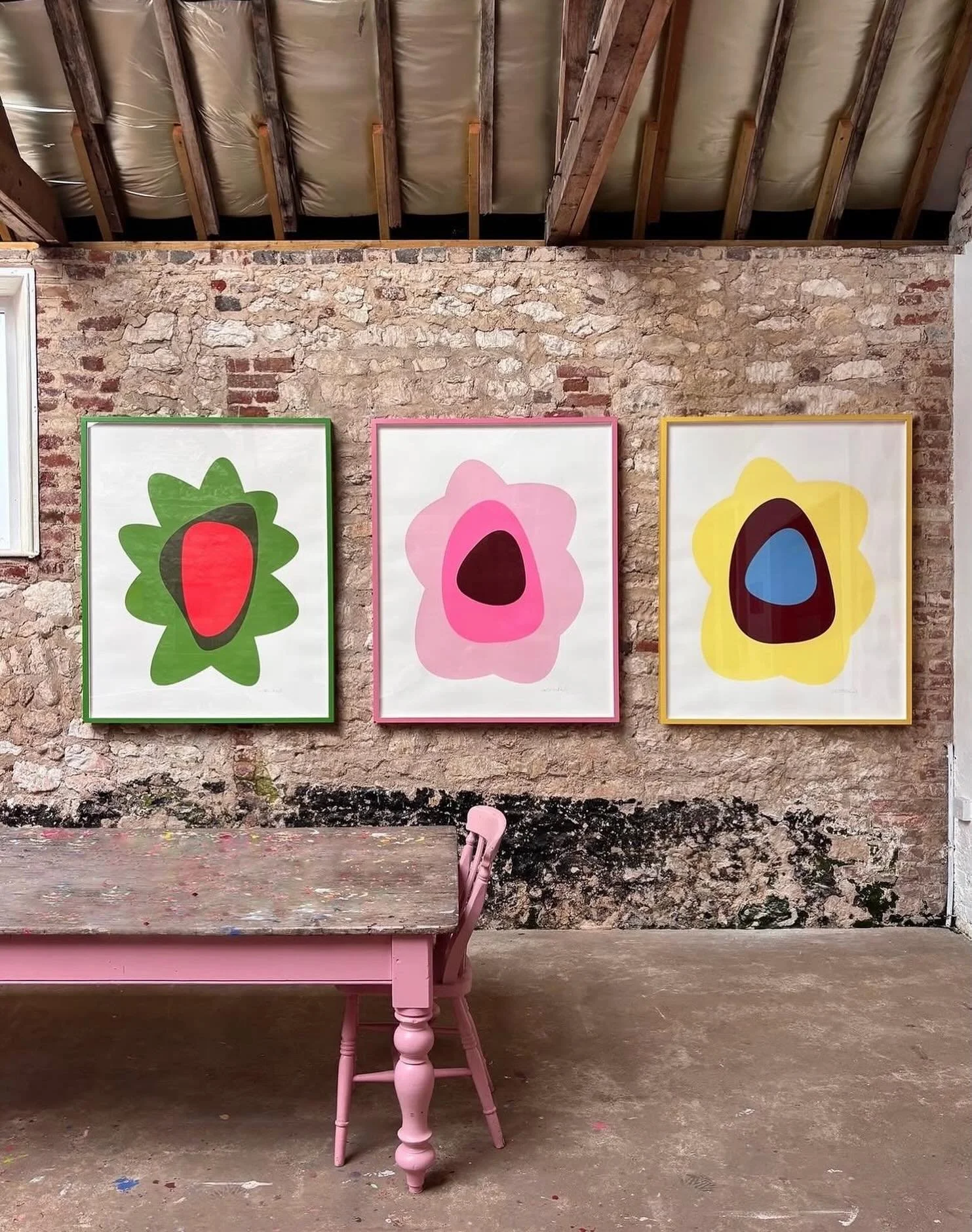 One for those after a bold pop of colour 💚💗💛 works by @constanceread framed by @wearefrmd