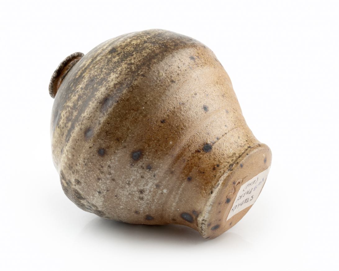 Stephen Parry, Small Vase, side profile.png