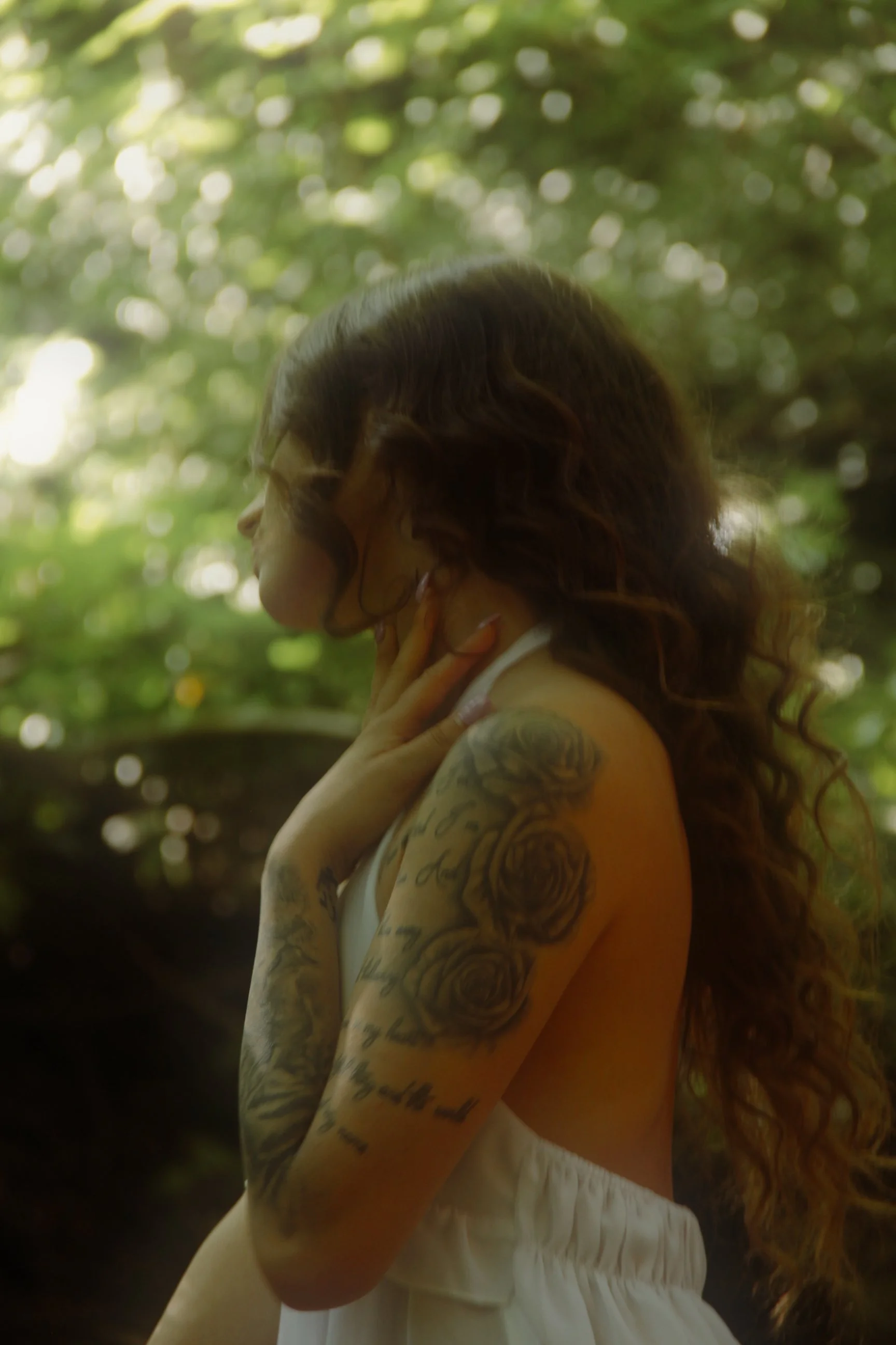 Artistic portrait of a woman outdoors during a LAMERIA Soul Portrait session