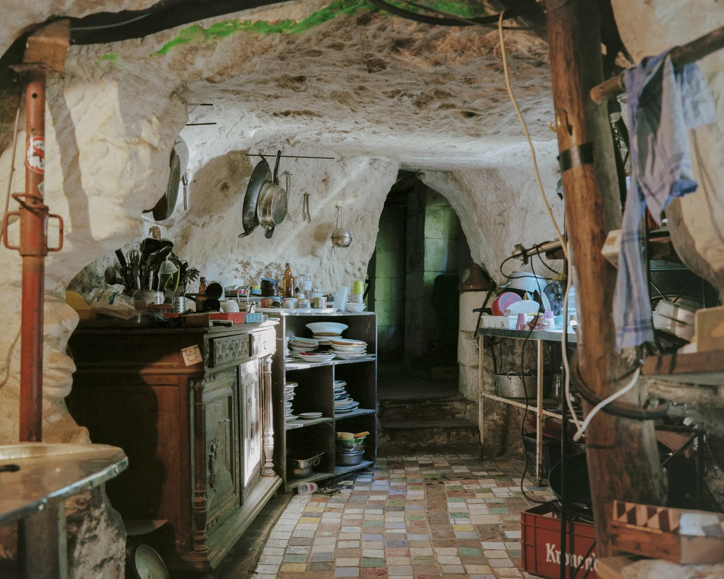 Cuisinee troglodyte partagée.