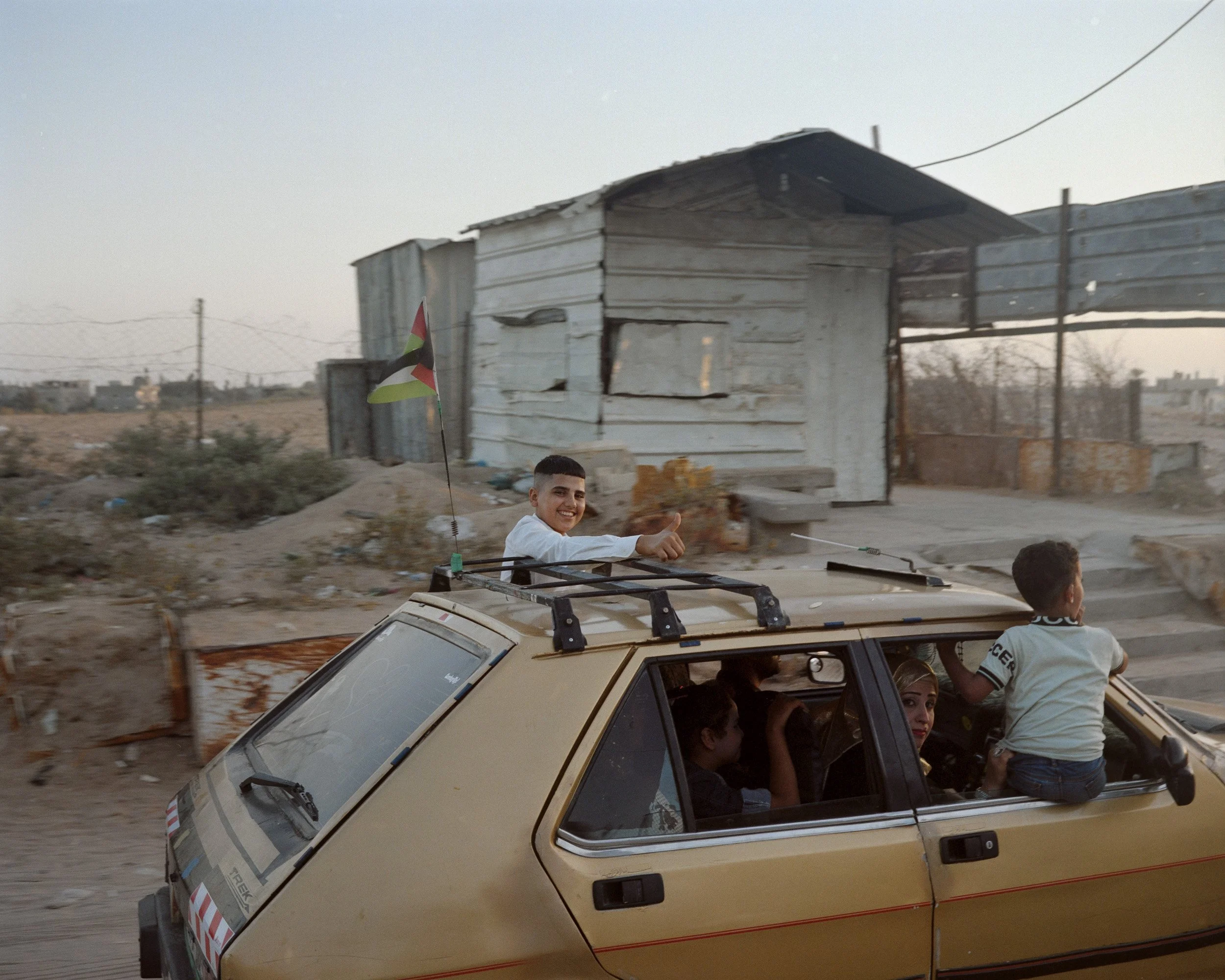 Wedding procession in Beit Hanoun, Northern Gaza, October 2 2022. © Lucien Lung / Riva-Press