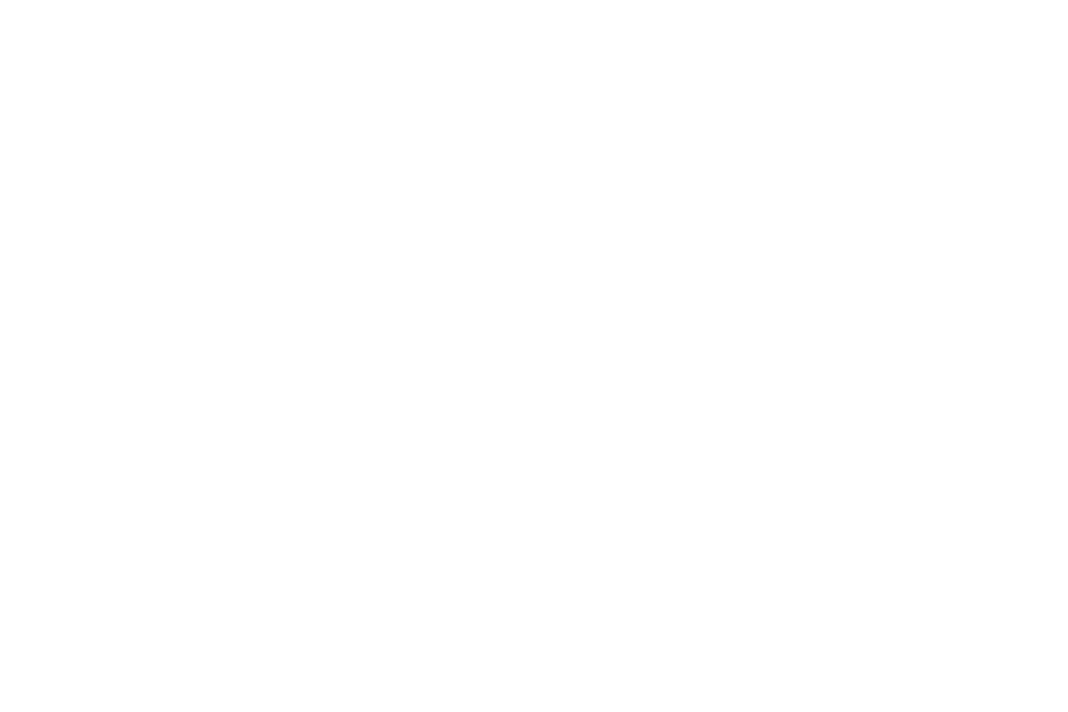 Logotipo da DreamWorks, uma figura de um menino sentado em uma lua, com estrelas ao redor.