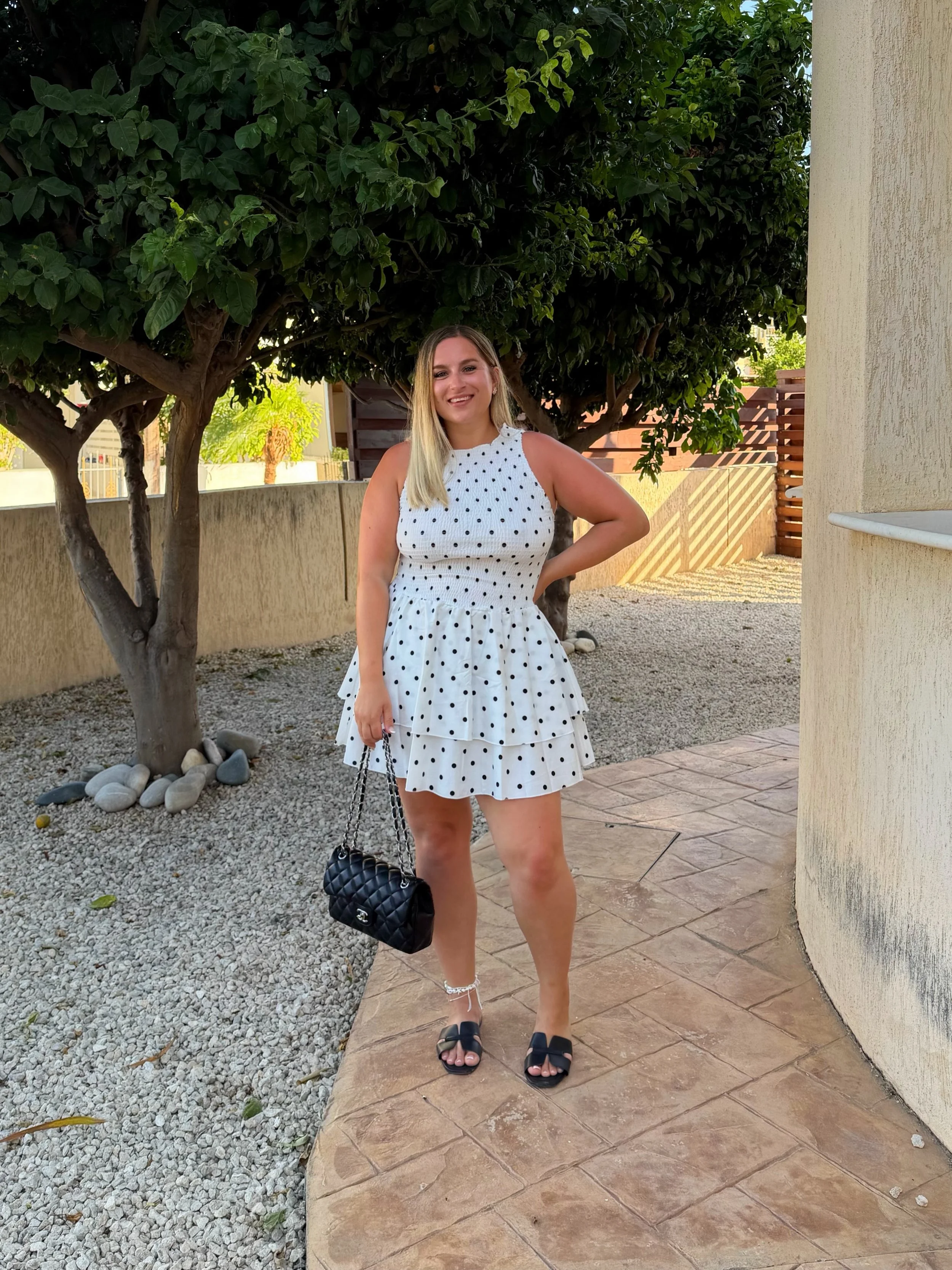 I used to avoid certain clothes because I never felt comfortable enough to wear them🤍

I&rsquo;d always reach for something that covered me up, a few sizes too big, even if it wasn&rsquo;t what I really wanted to wear. 

Prioritising my wellbeing, b