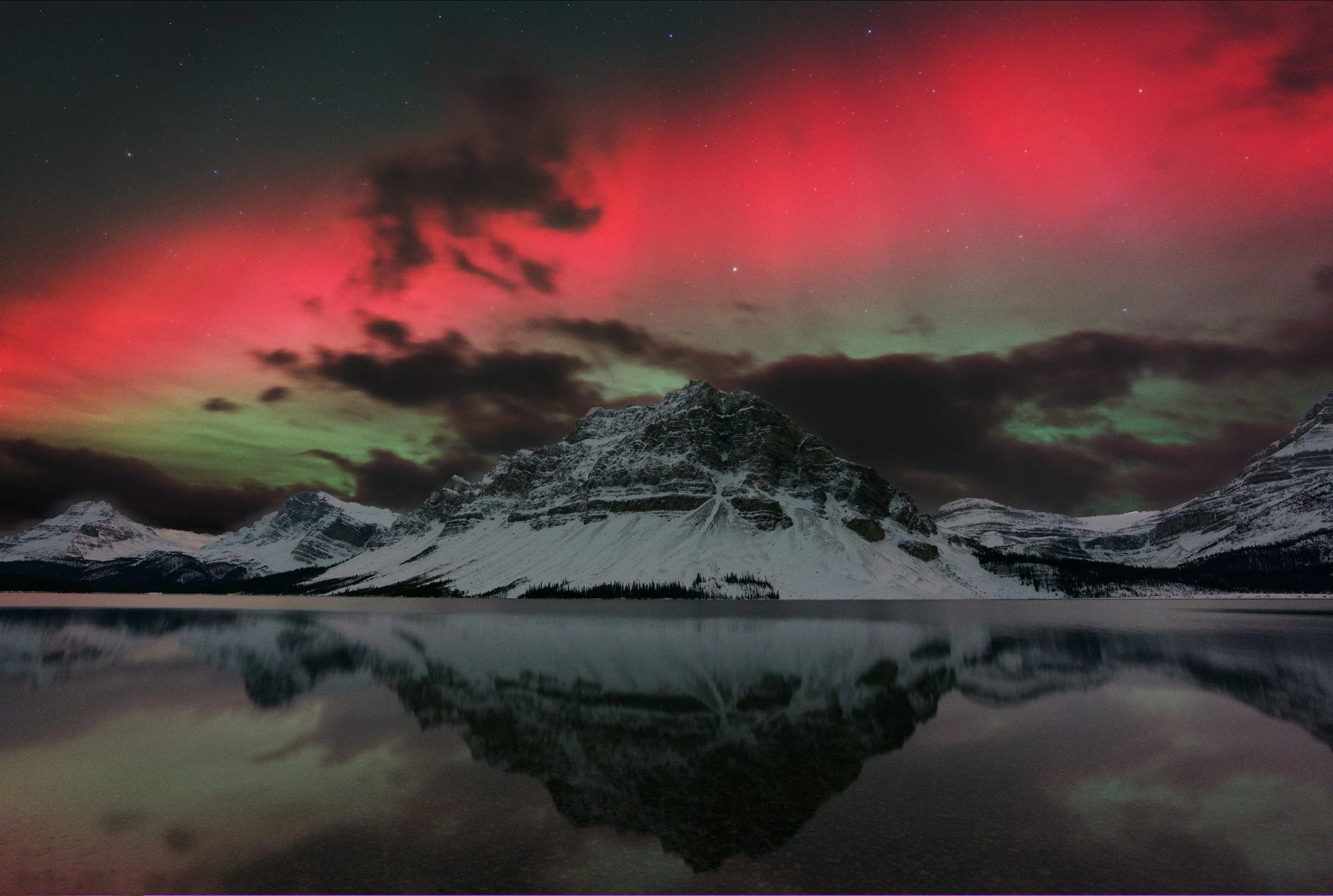Bow Lake Aurora.jpg