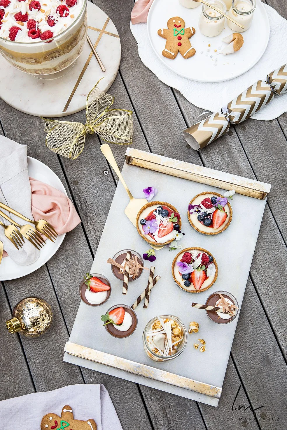 christmas-dessert-table-trifle-and-tarts.jpeg