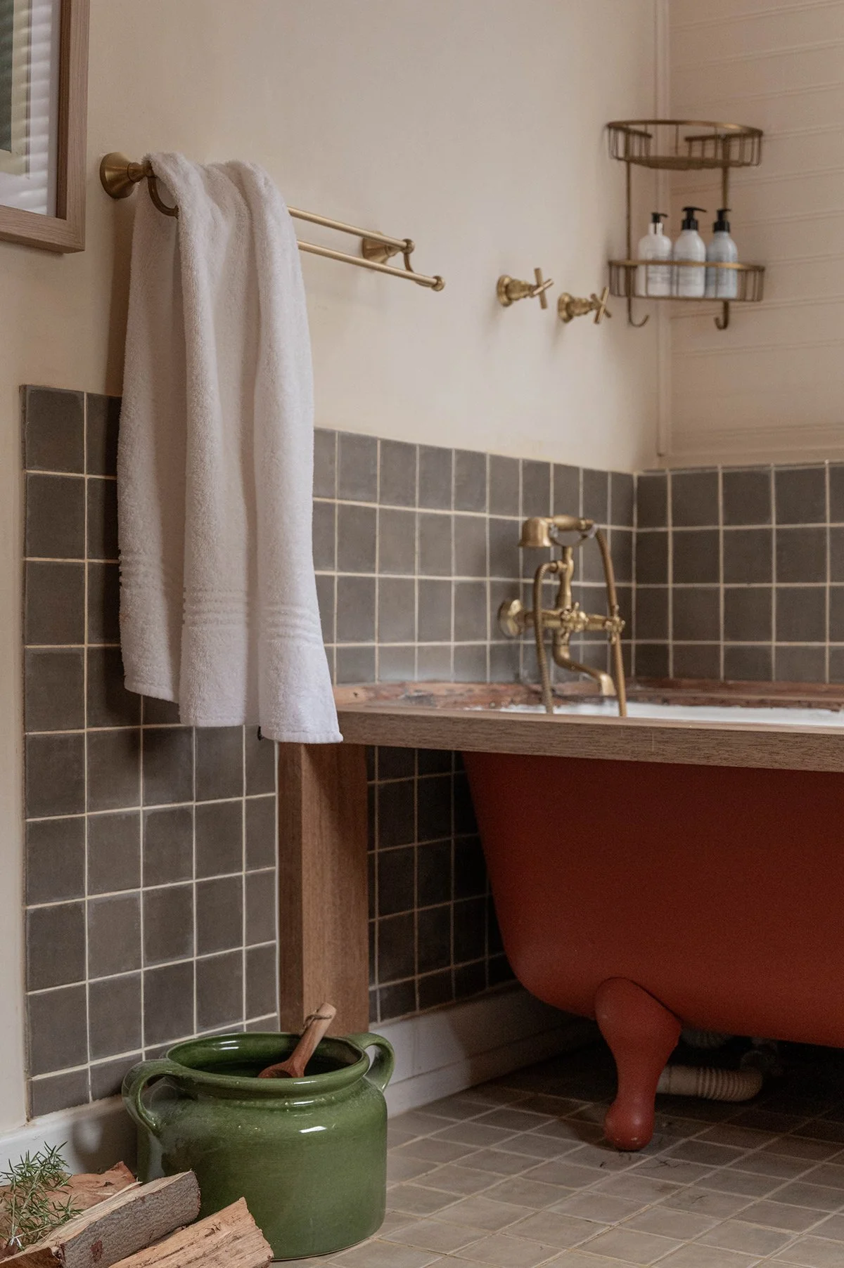 brass-fittings-terracotta-clawfoot-tub.jpg