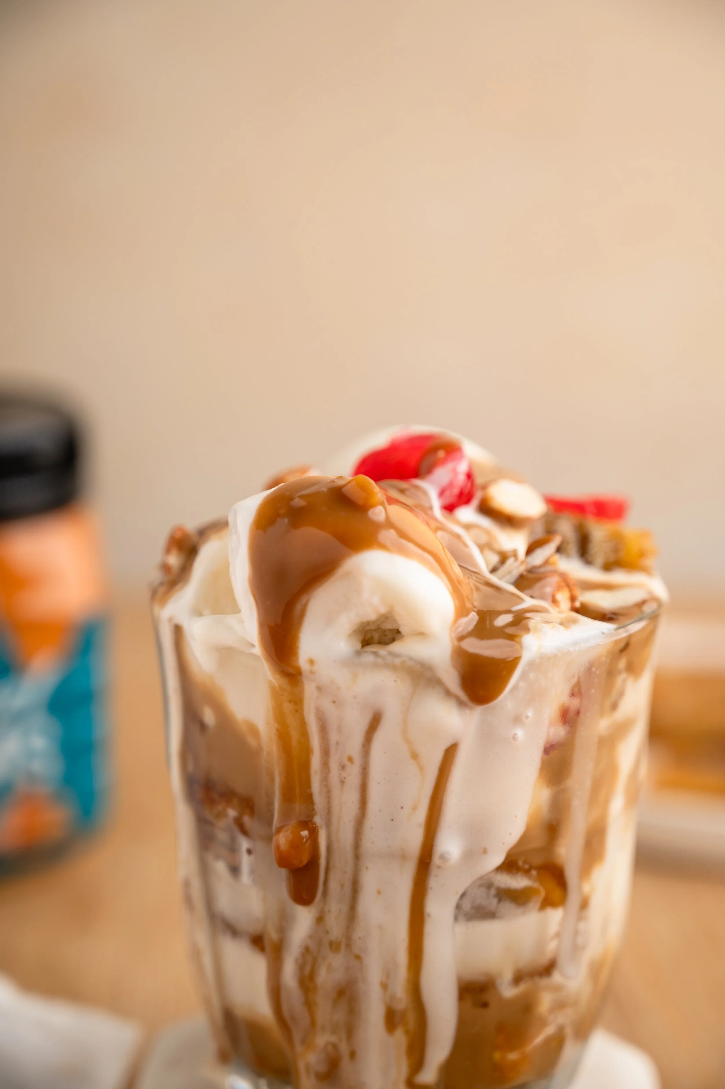 yumyum-caramel-sundae-cherry-glass.jpg