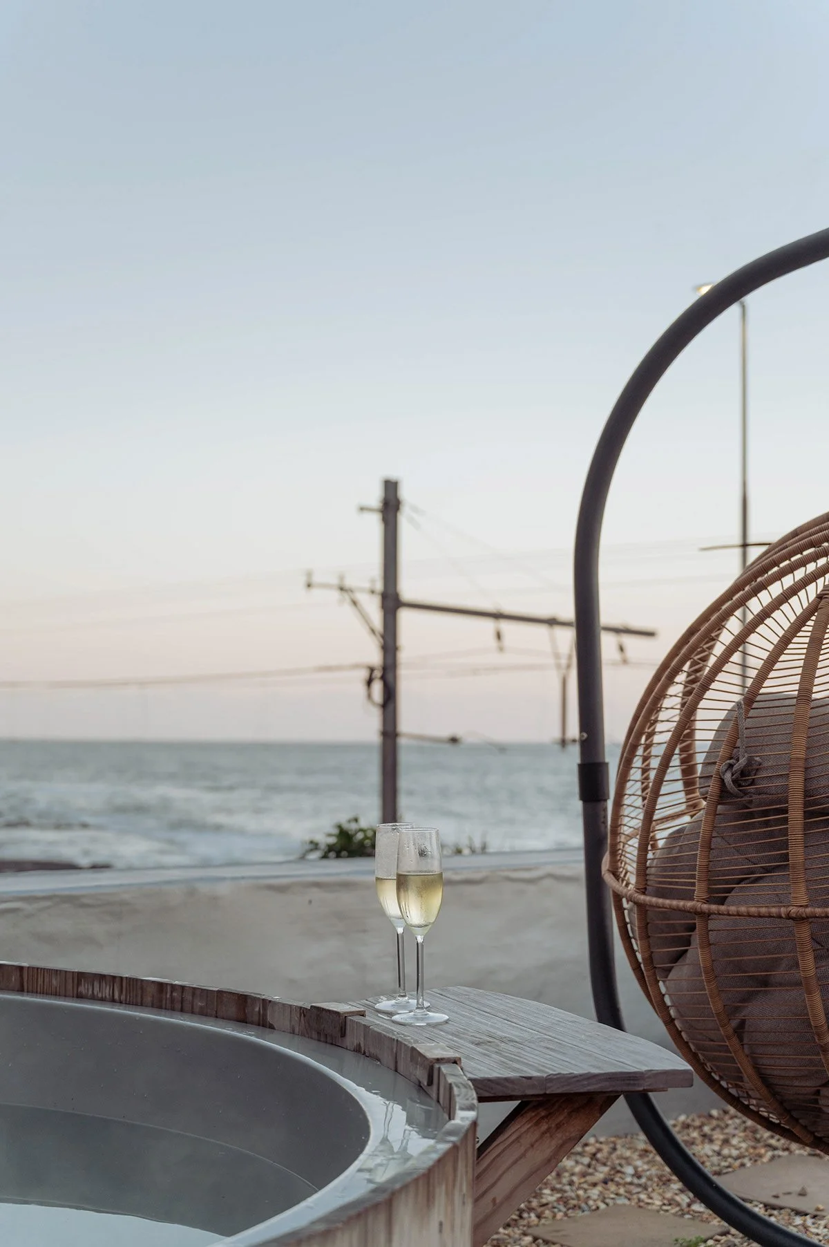 hot-tub-champagne-ocean-view-dusk.jpg