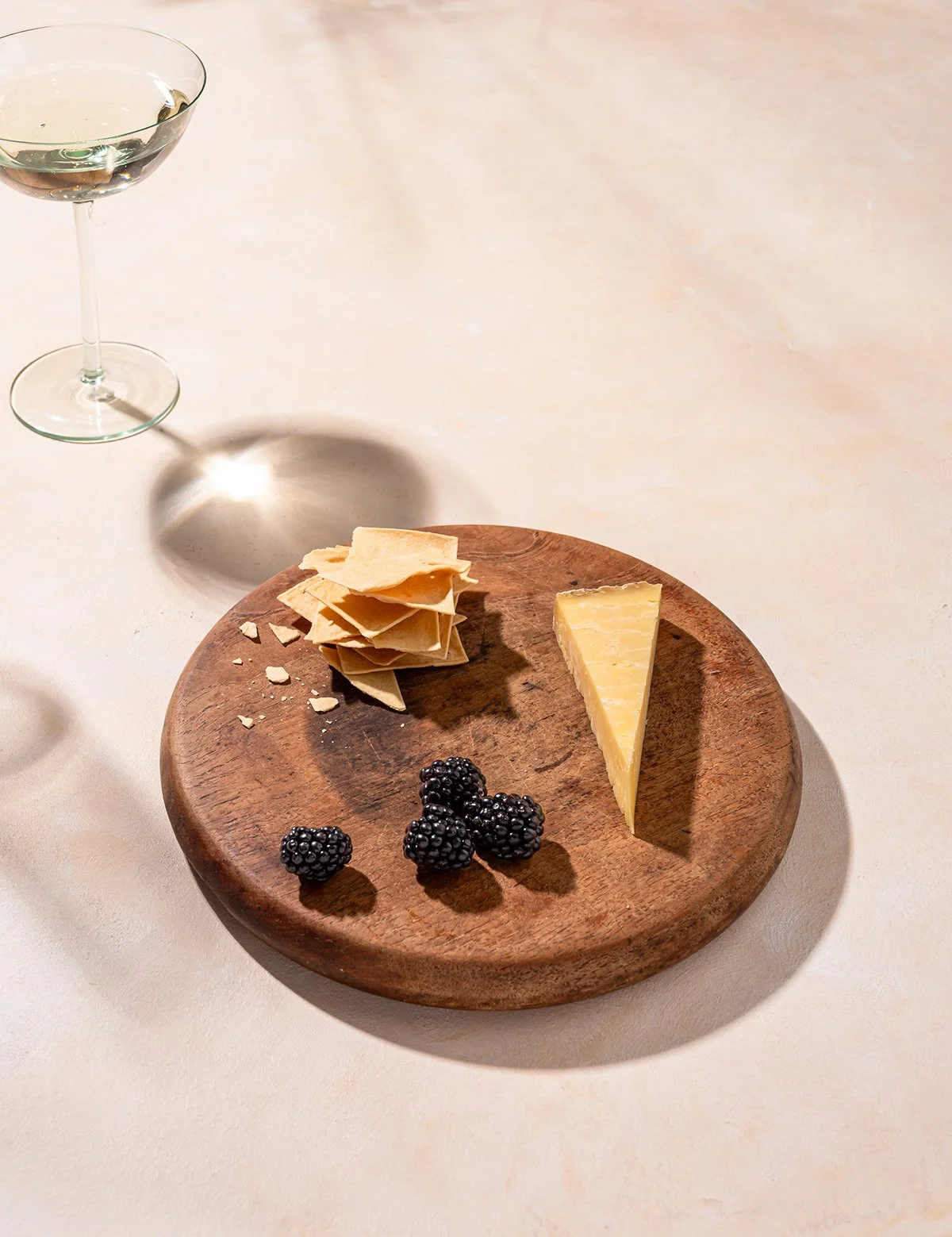 cheese-board-crackers-blackberries-wine.jpg