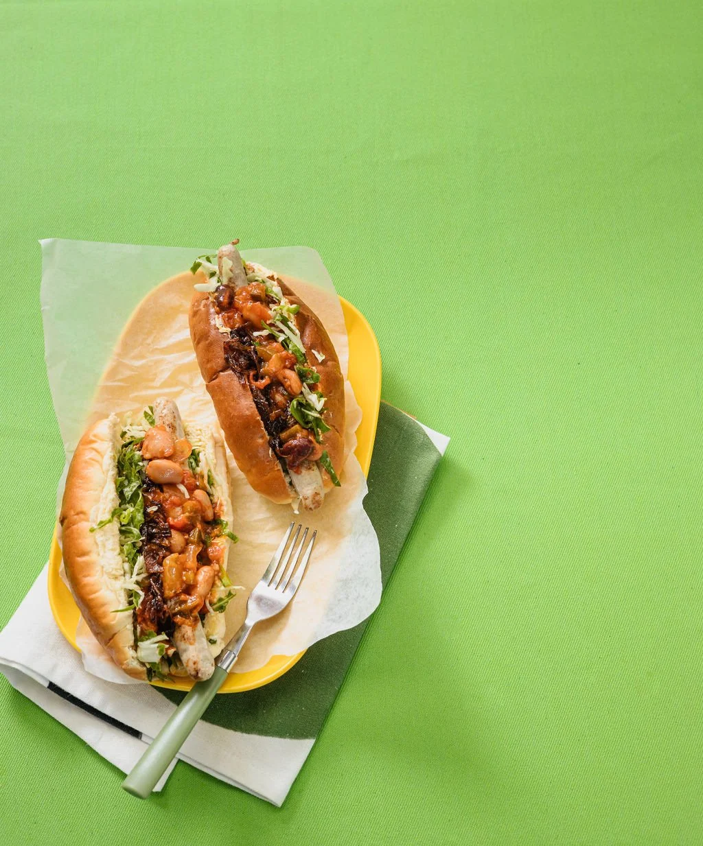 boerewors-hotdog-rolls-with-bean-relish.jpg
