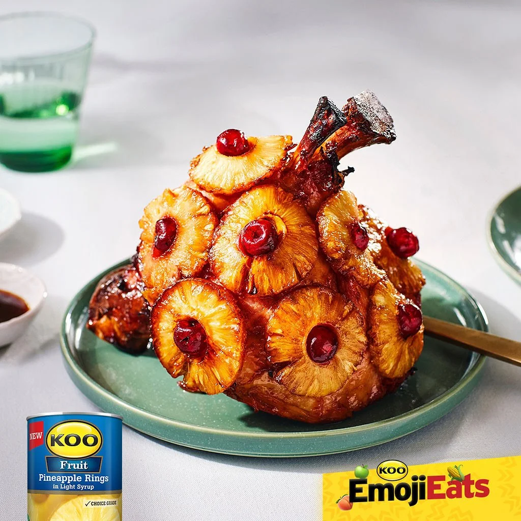 koo-emoji-eats-glazed-christmas-gammon.jpg