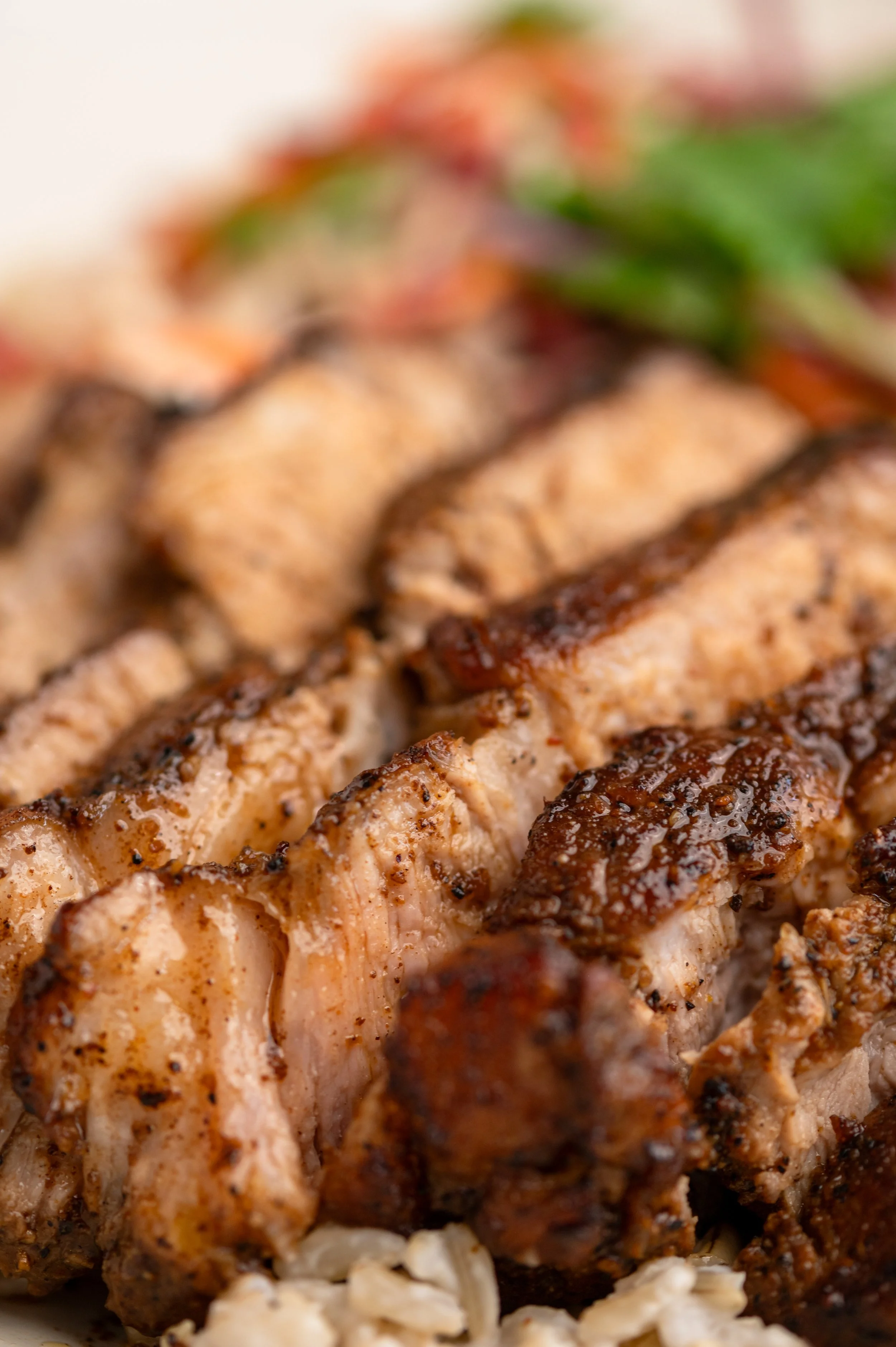 sa-pork-grilled-chops-char-marks-macro.jpg