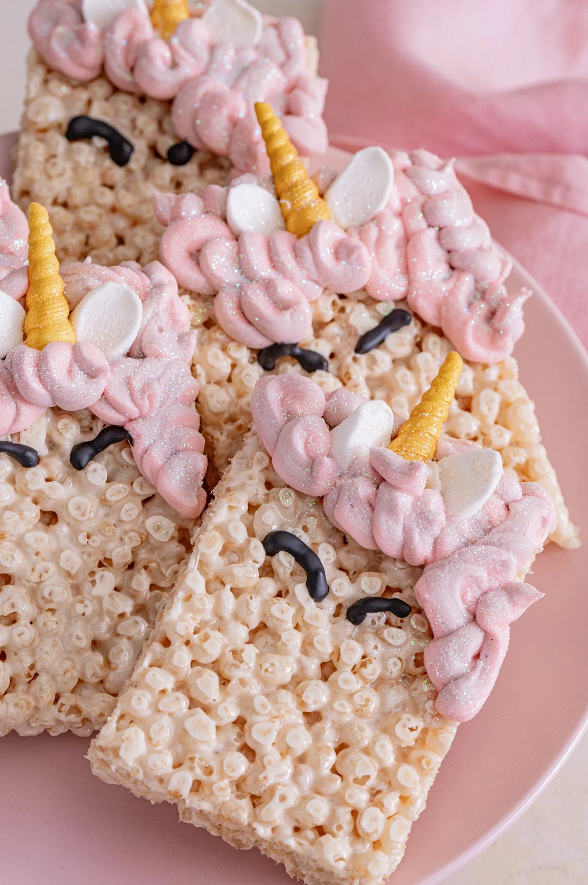 unicorn-rice-krispie-treats.jpg