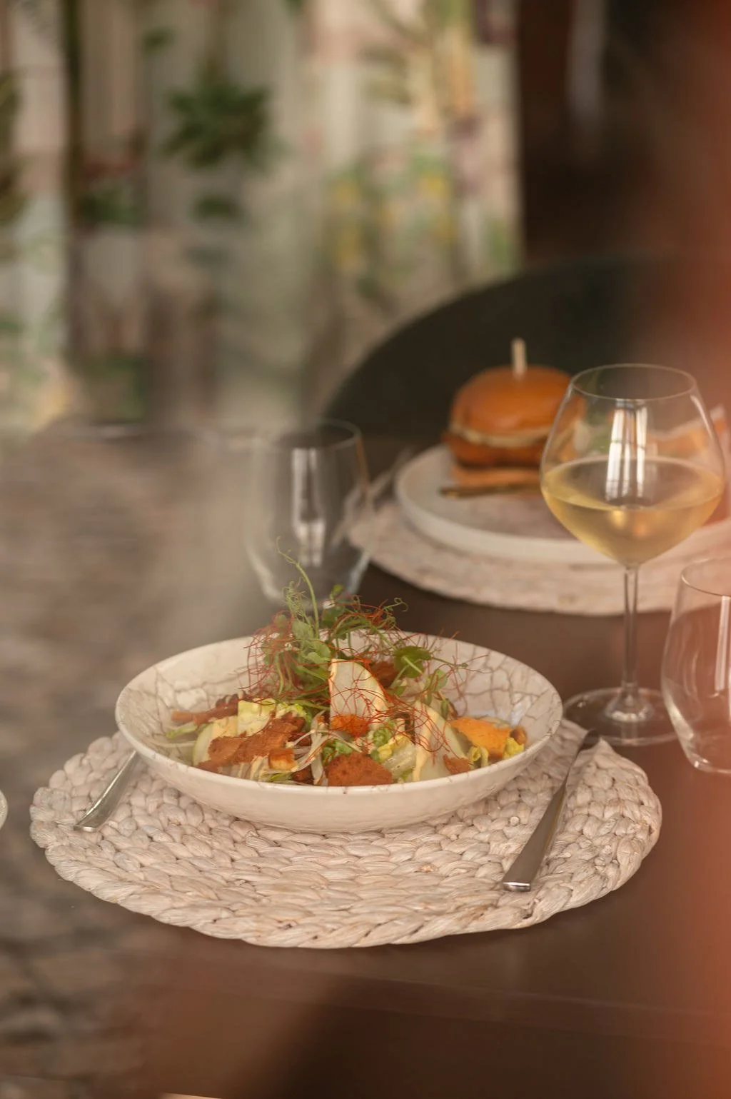 palm-house-hotel-lunch-salad-white-wine.jpg