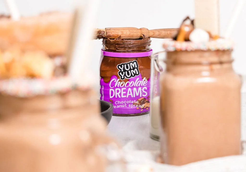 yum-yum-chocolate-peanut-spread-with-milkshakes.jpg