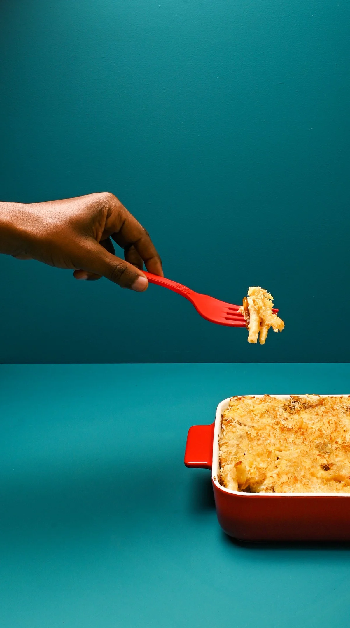 crumble-topping-red-dish-teal-set.jpg