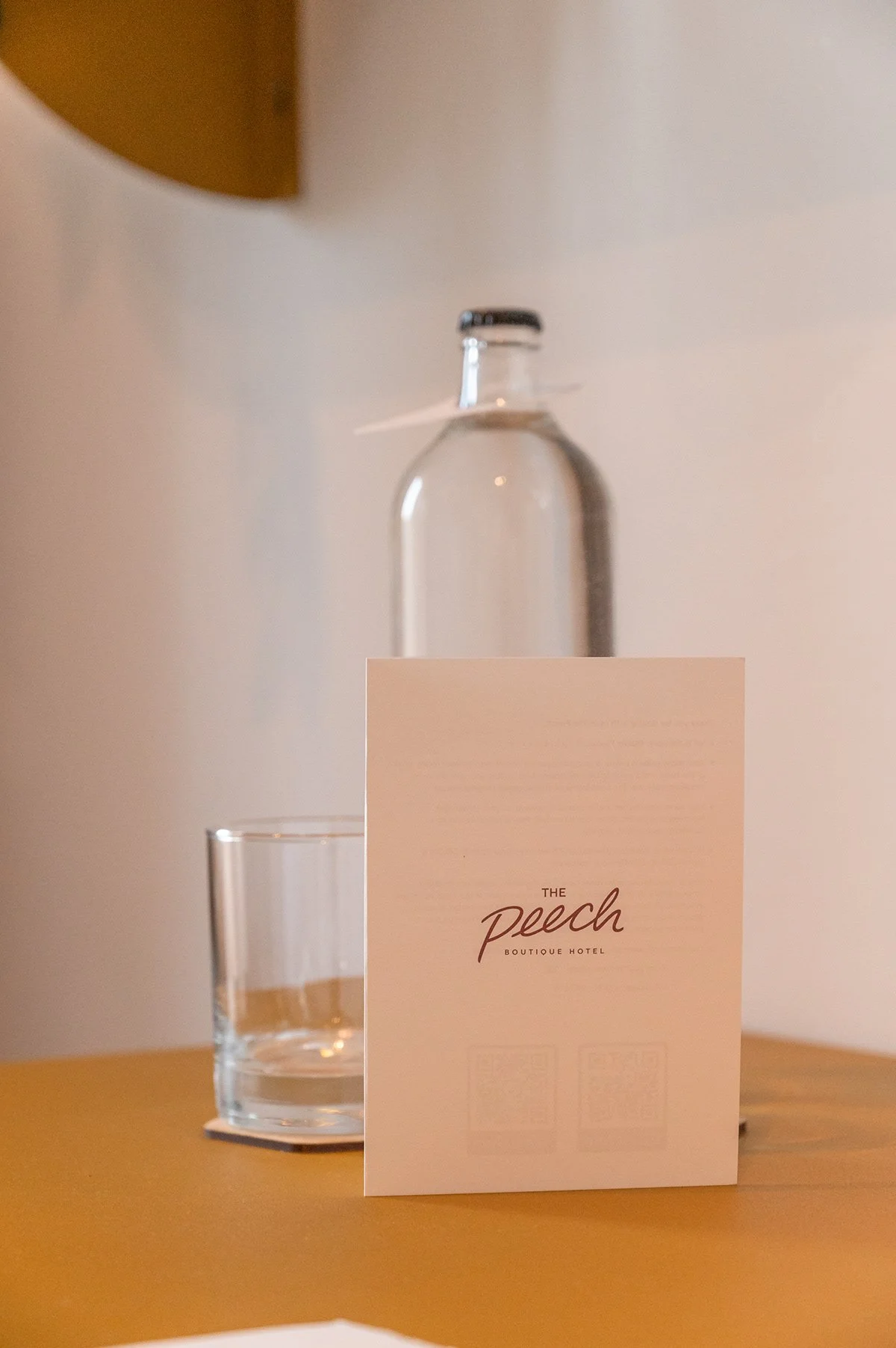 peech-boutique-hotel-welcome-card-water.jpg