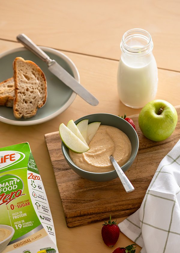 futurelife-breakfast-table-bread-apple.jpg