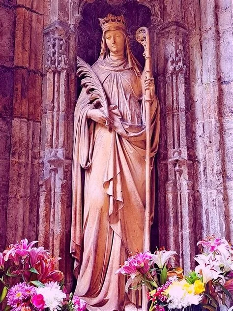 Saint Winifred is 13 and pursued and tired by a river.