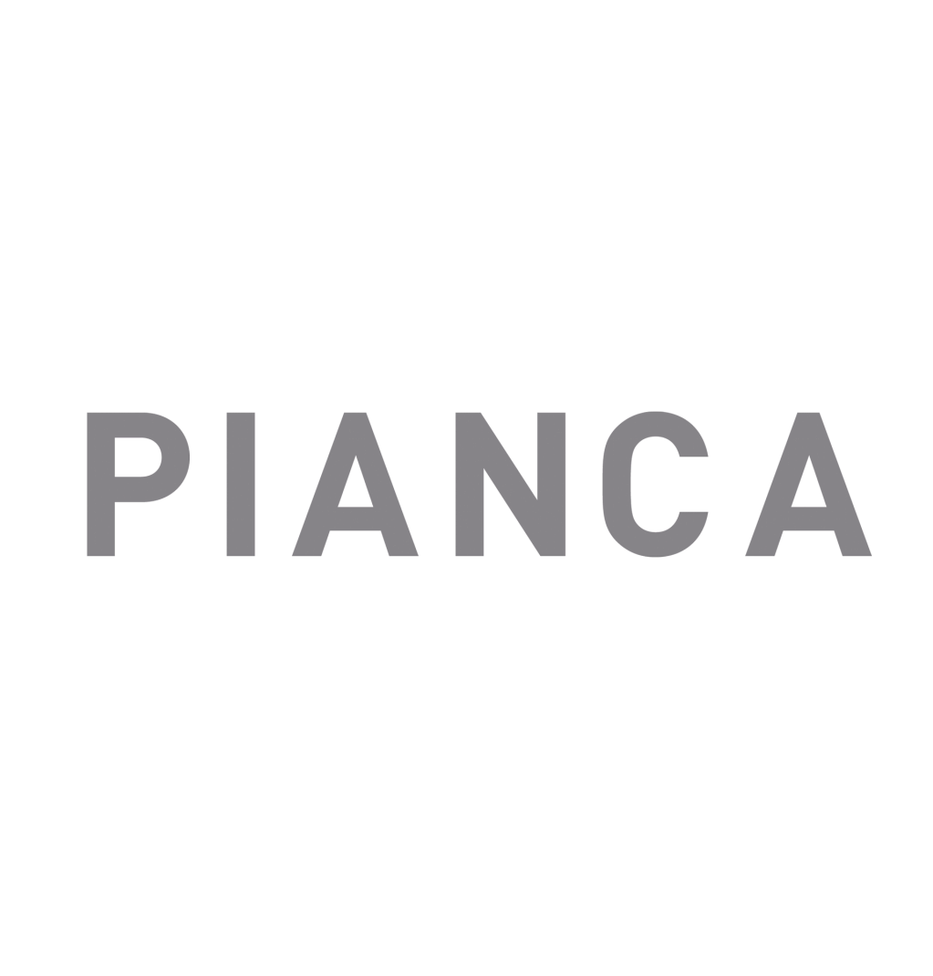 Logo nero con la parola 'PIANCA' in grigio scuro