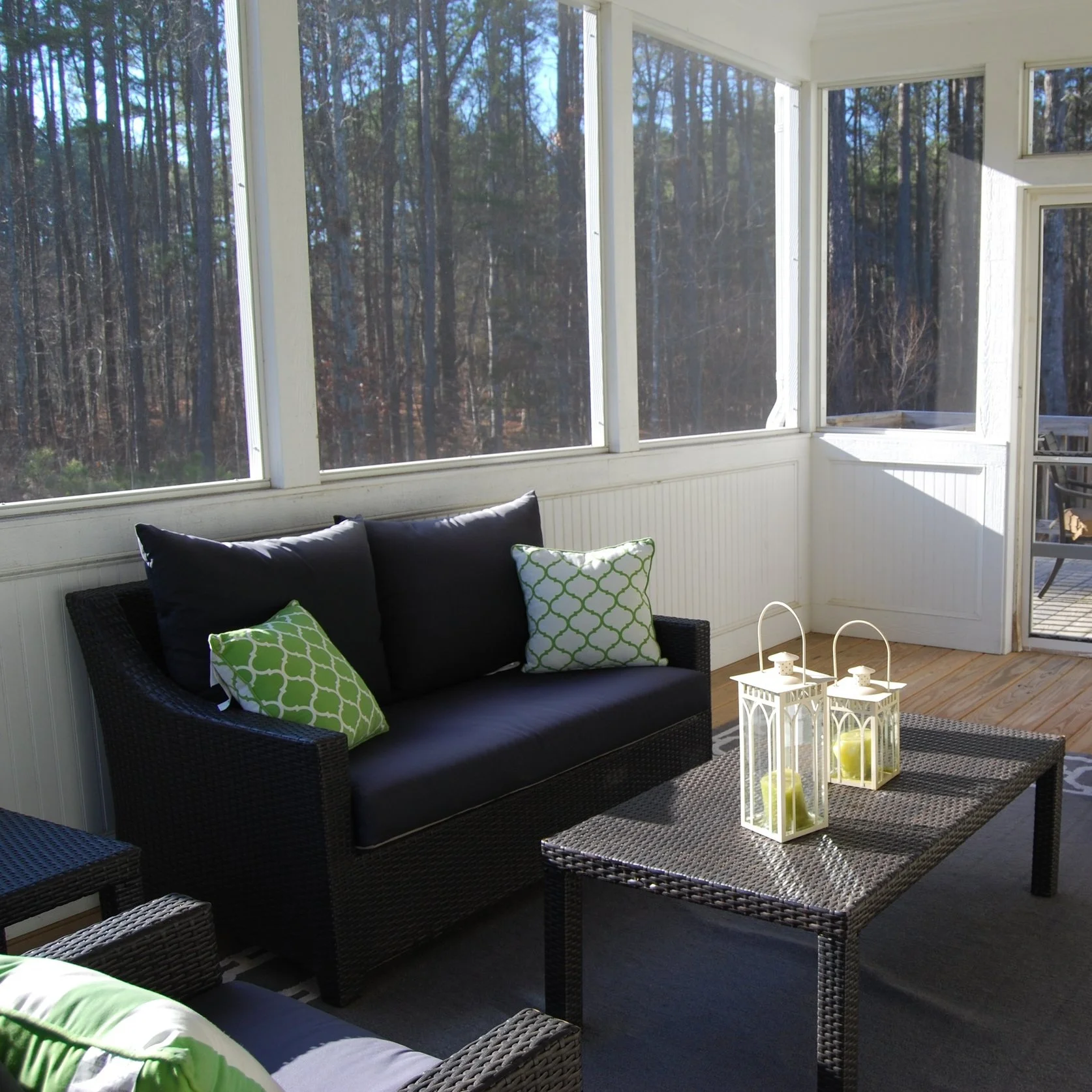 Is it Time to Clean Your Screened-in Porch or Lanai?