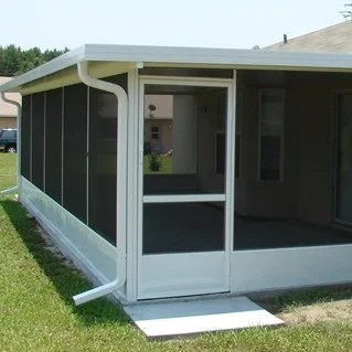 The Benefits of a Screened in Porch or Lanai