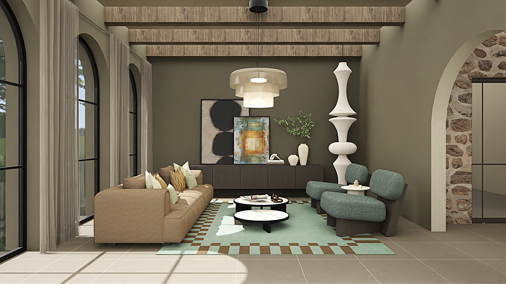 Interieur van een woonkamer met grote ramen, een beige bank met diverse kussens, twee groene stoelen, een zwart en wit salontafeltje, een groene kast met kunstwerken en vazen, en opvallende witte sculptuur verlichting. 