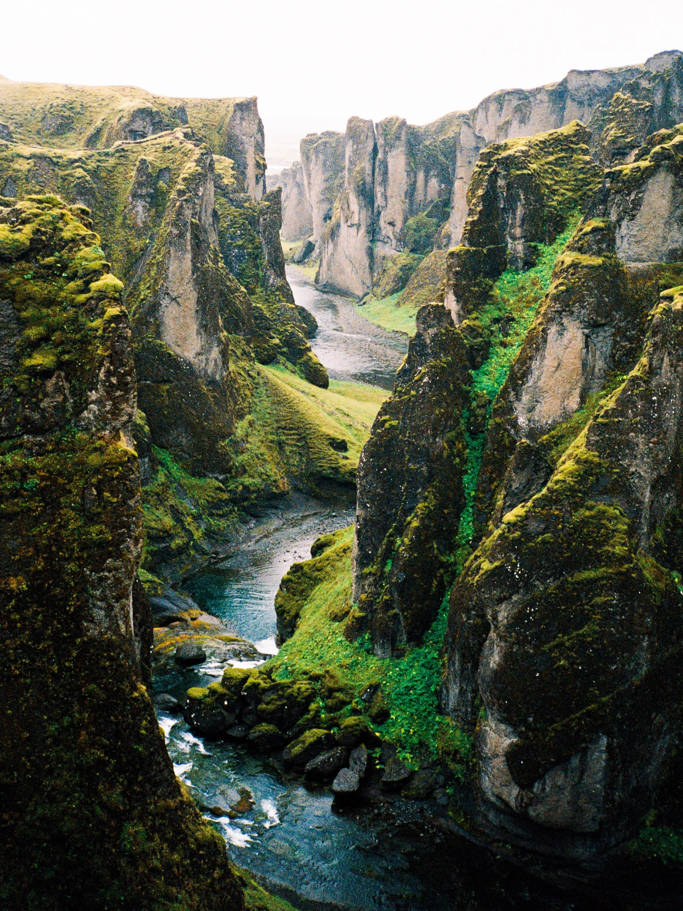 Iceland | ✨ the verticals ✨ | shot on 35mm by me | scanned by @indiefilmlab 

#iceland #icelandexplored #reykjav&iacute;k #35mmfilm
