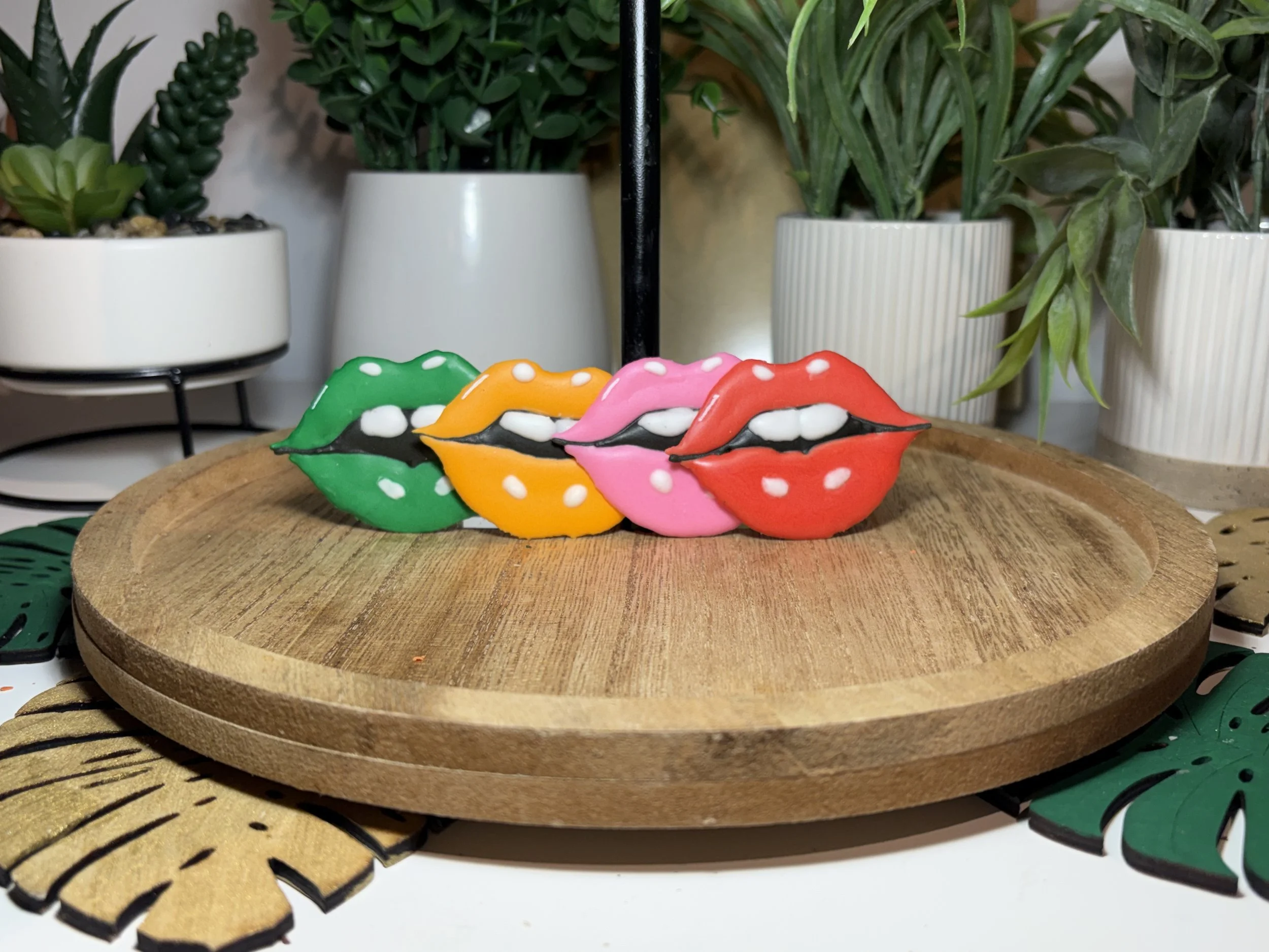 4 Chocolate Lips