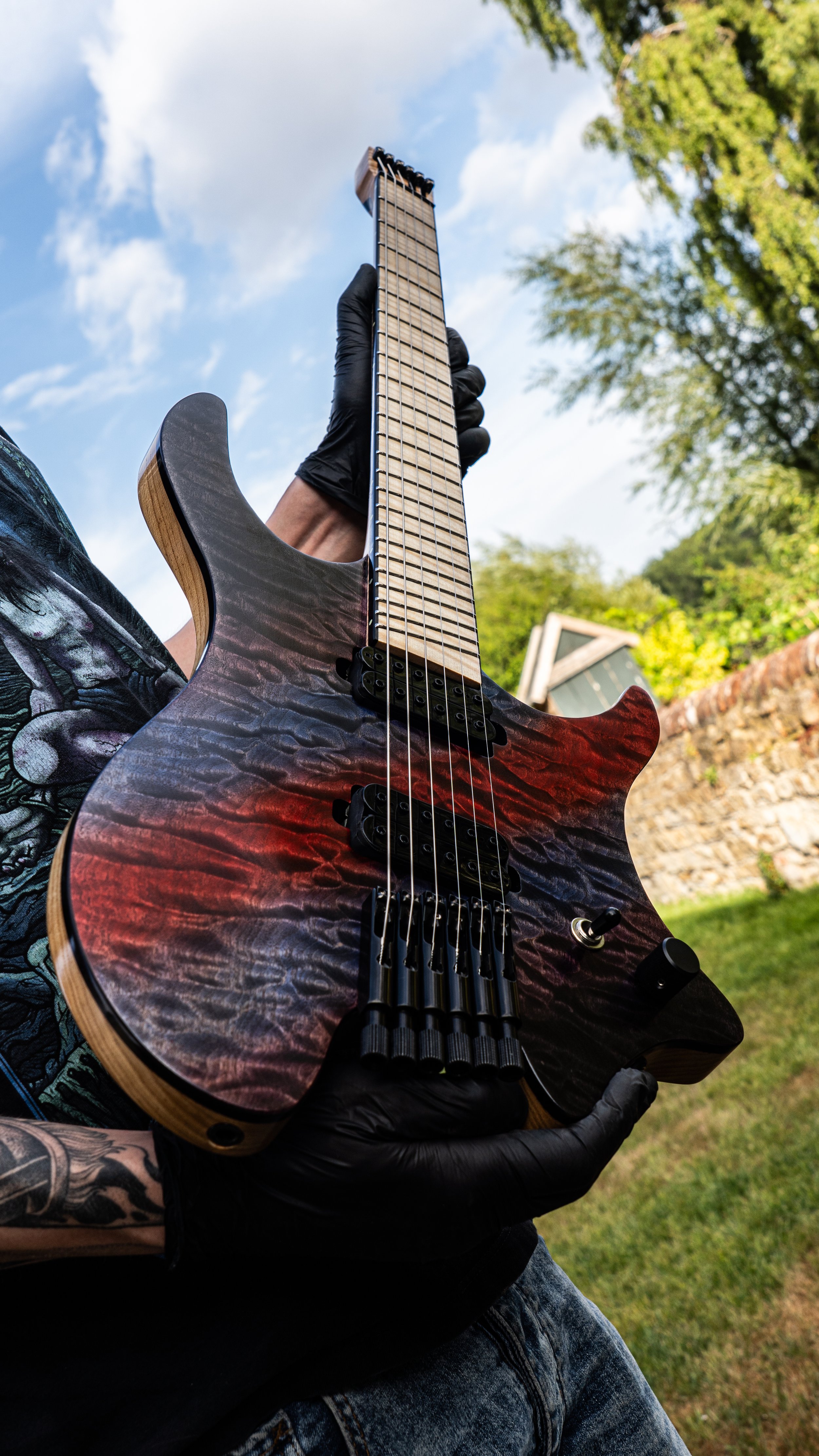 005 - Headless 6 String Guitar