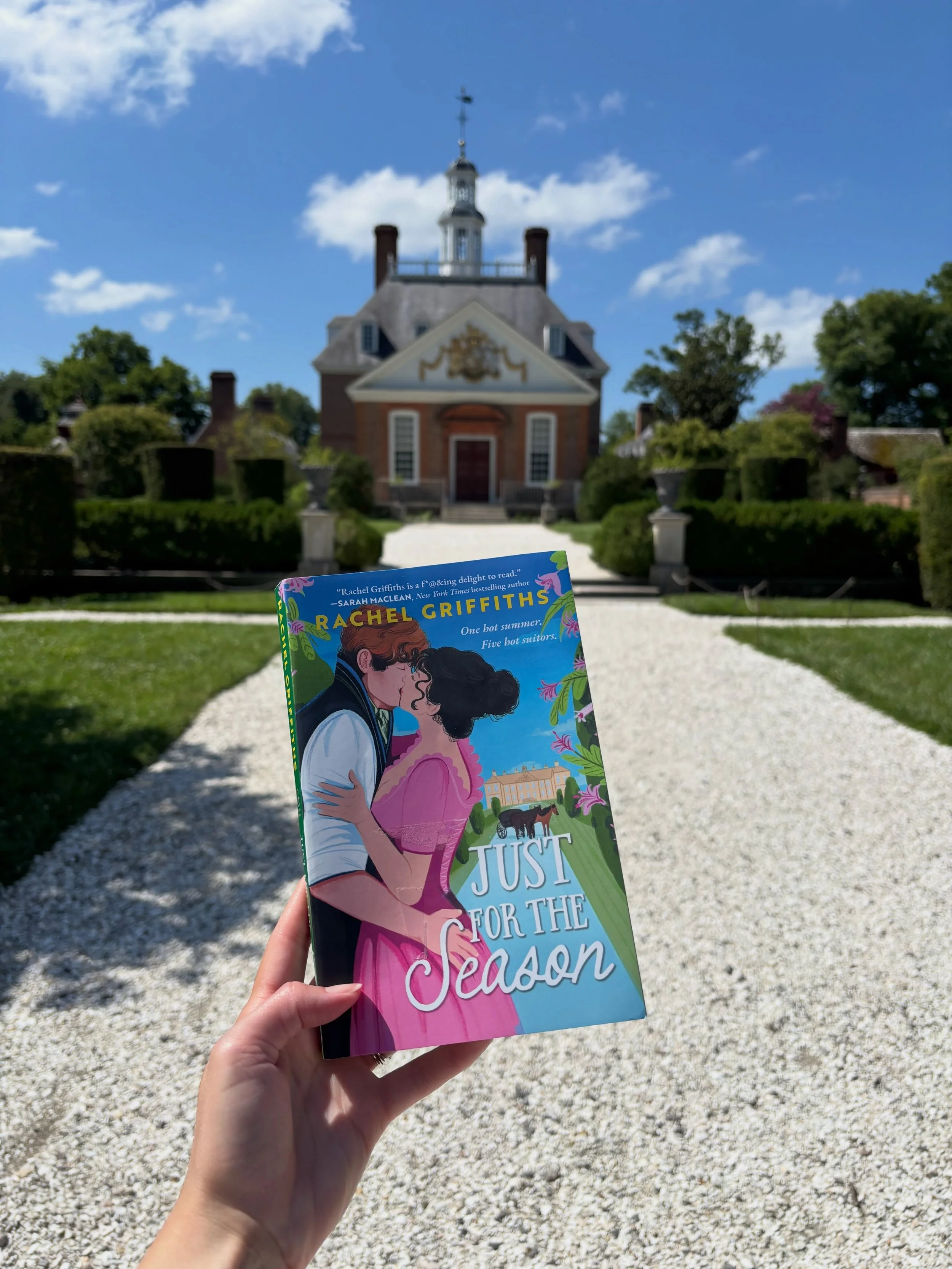 Tropes 
💗 Grumpy x Sunshine
💗 Second Chance
💗 Slow Burn
💗 Only One Carriage 
💗 Kisses in the rain (double swoon 🫠)

&ldquo;Just For The Season,&rdquo; is @rachel.griffiths.writes&rsquo; sophomore novel that is set in the regency era. This secon