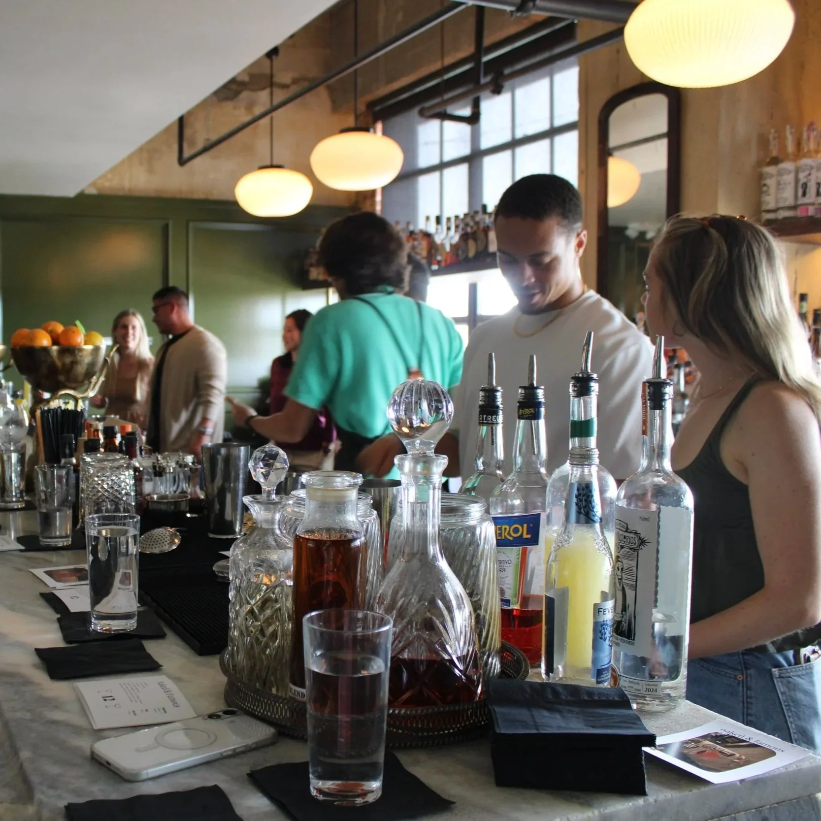 12 Cocktail Making Class