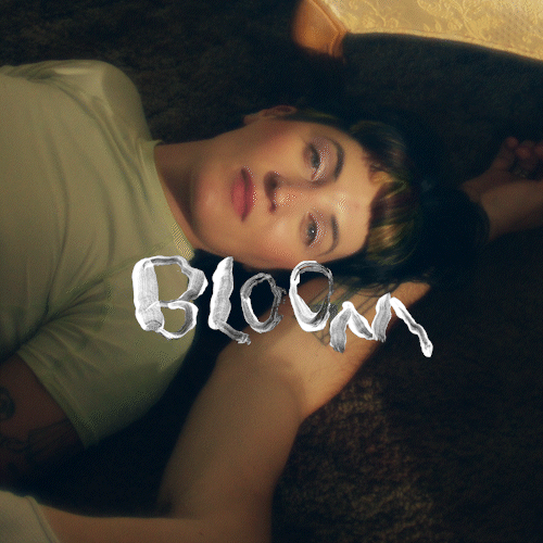 BLOOM-illpeach(WLogo)_01_3.gif