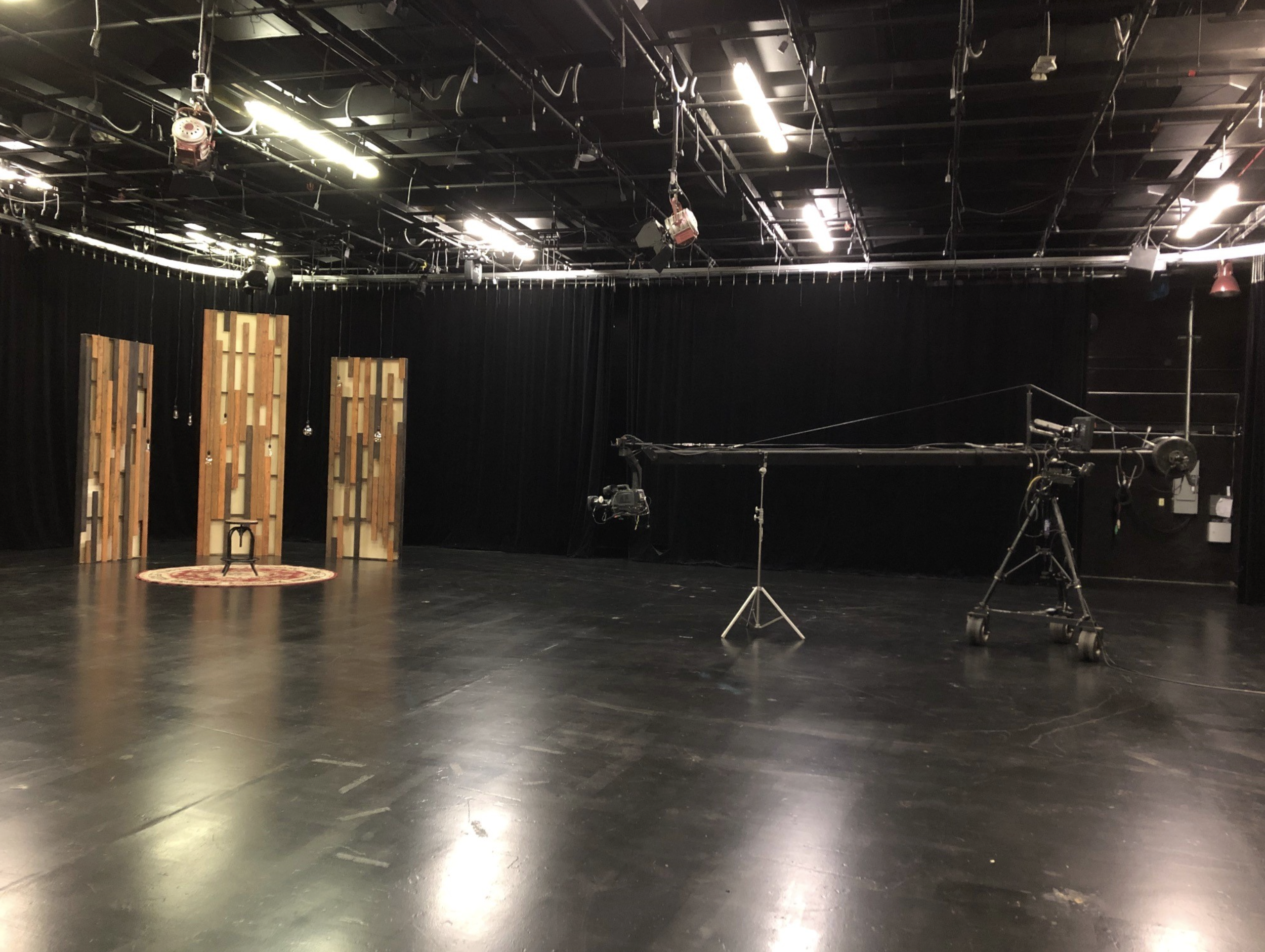 skyway-studios-studio-a-1.png
