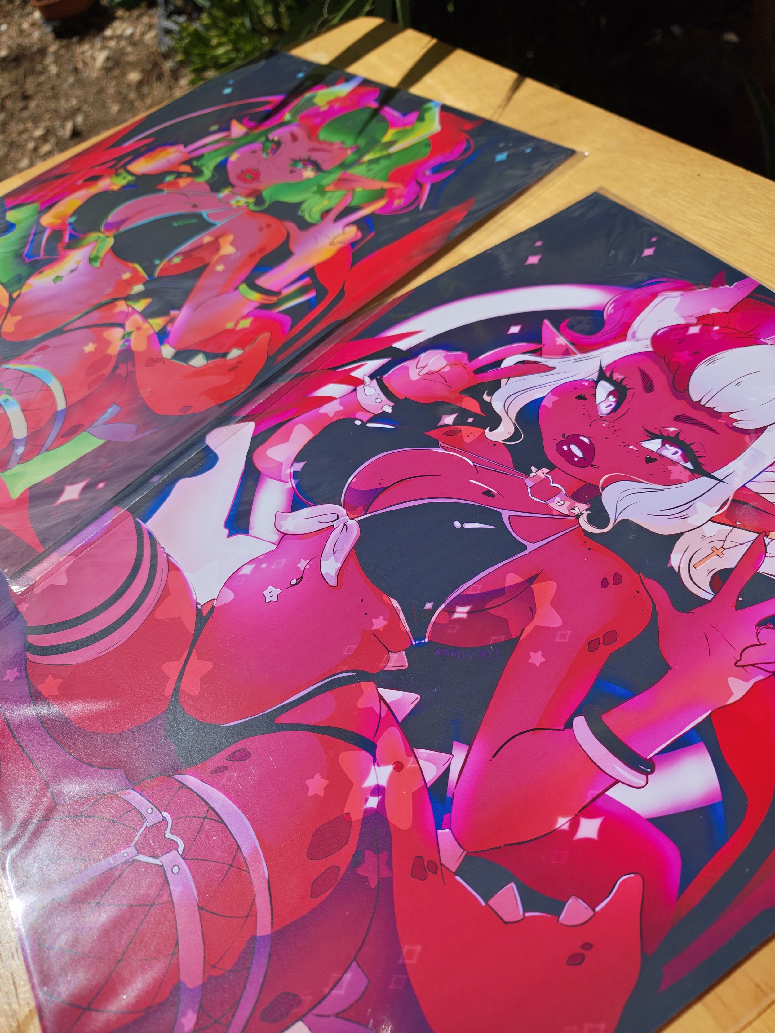 E-GIRL BOWSETTE Print