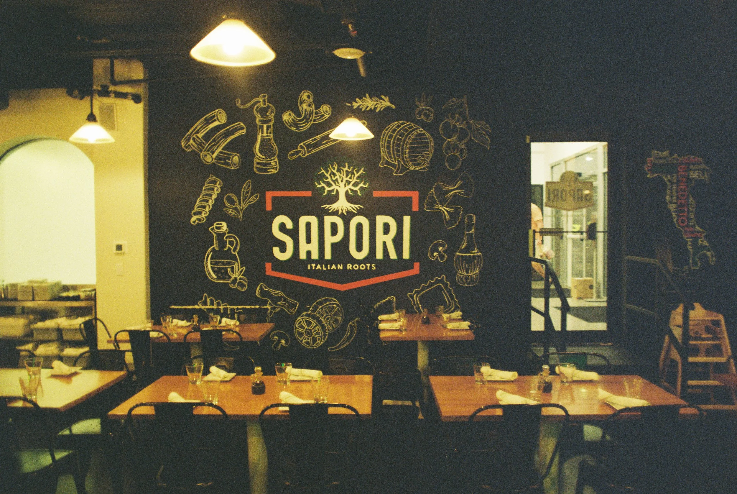 1155441419-R1-034-15A.jpg