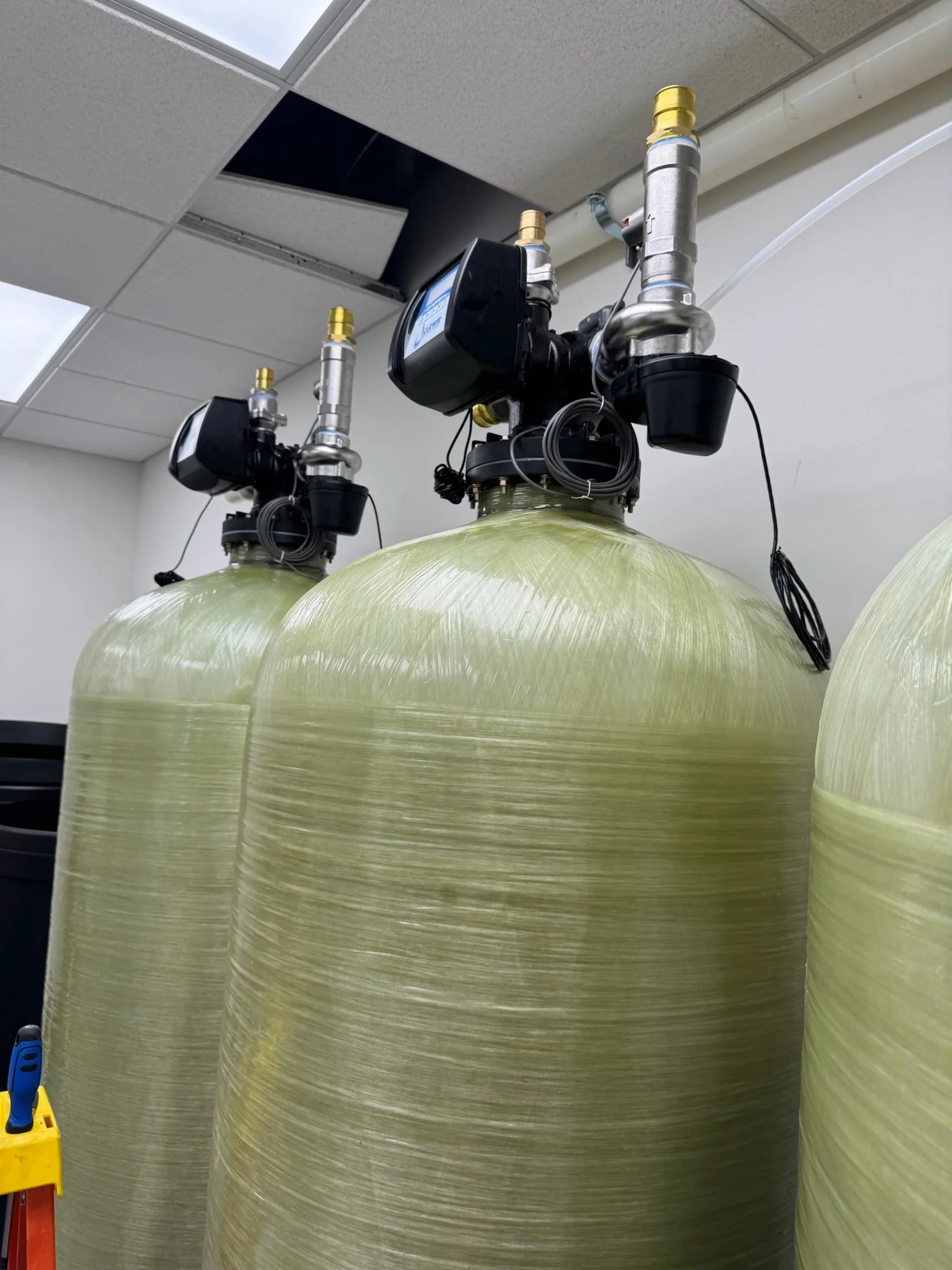 three-large-clr-wtr-filtration-tanks-commercial-storage