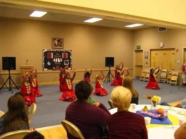 dance09.webp