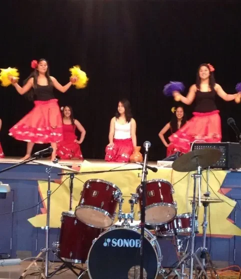 dance13.webp