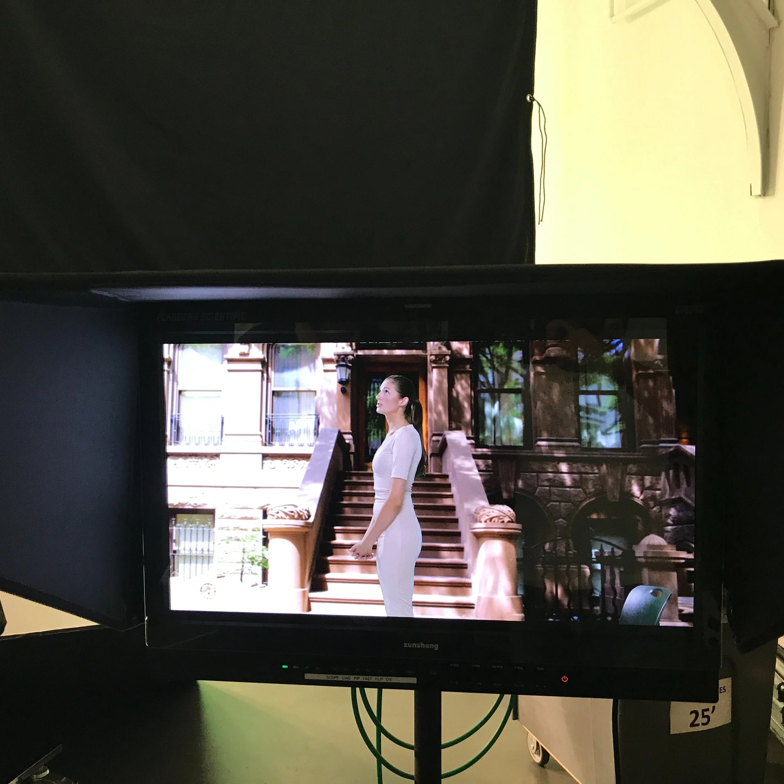 On Set with Harry Winston!
