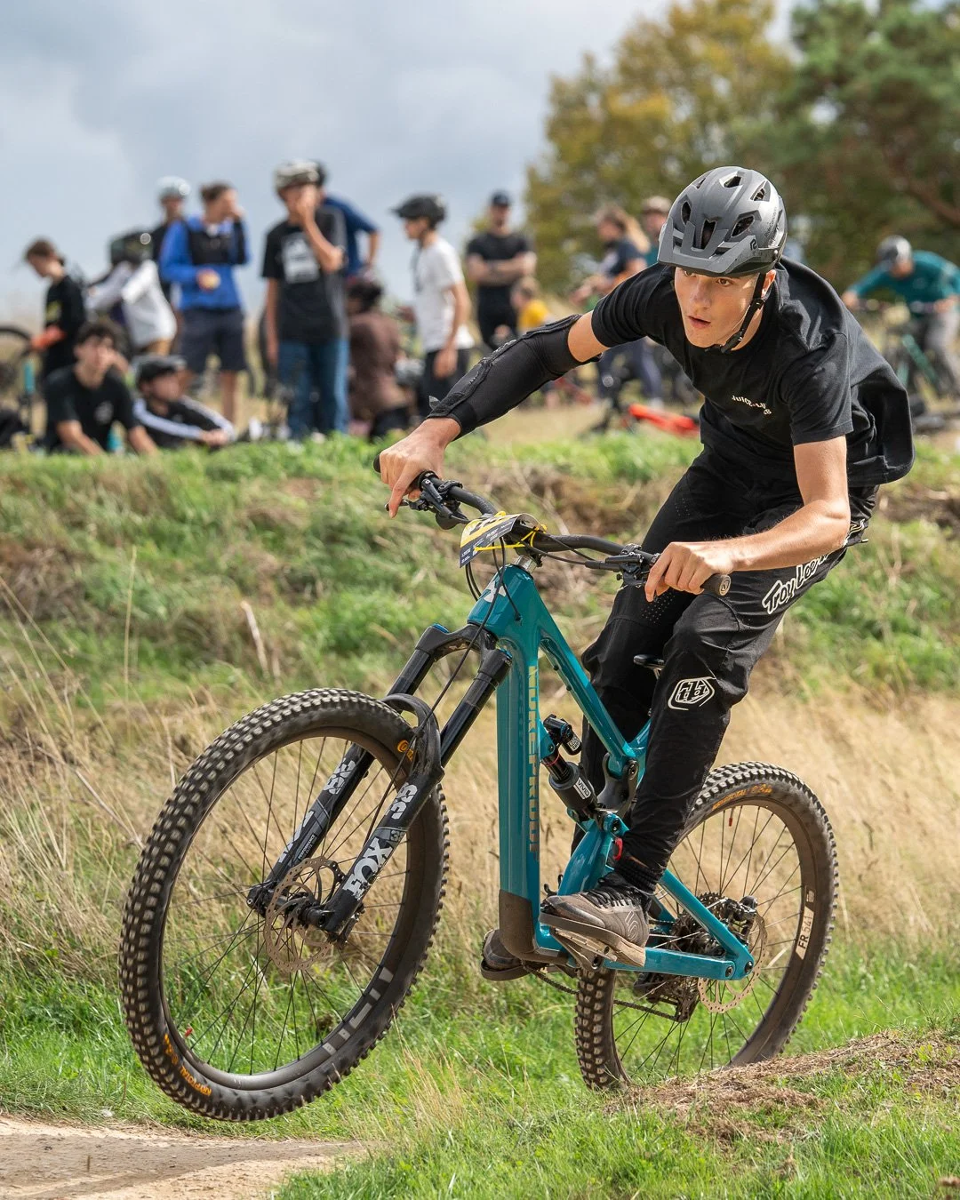 Enjoying getting out the photos from the Newbold Dash. Loving the intensity in this one from @tom.r260