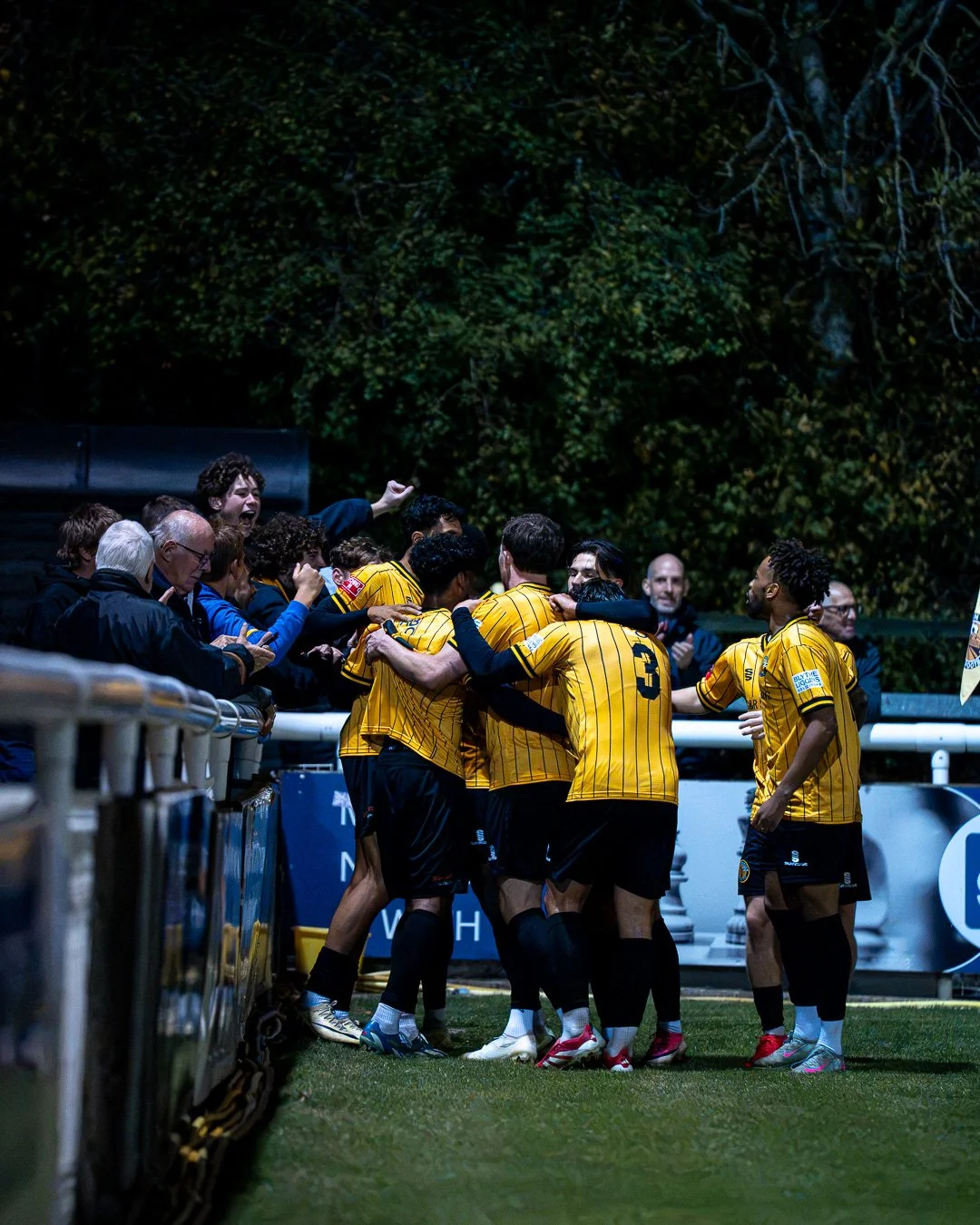 Massive point for @brakesofficial tonight. 2 late goals from @ksancheztonge97 and @chriswreh1 after a massive penalty save from @brianokonkwo.

#BackTheBrakes