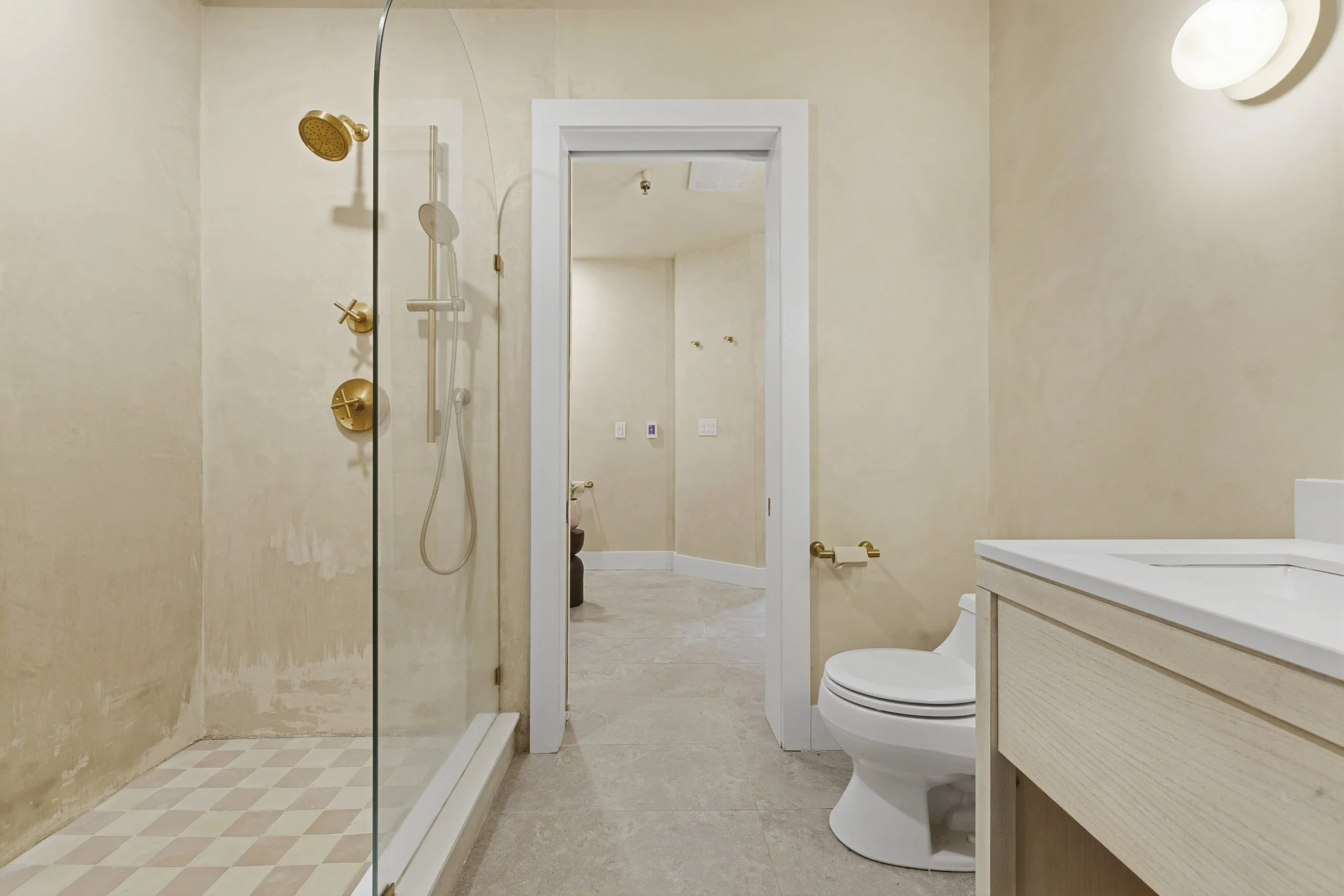 Secondary Bath_.jpg