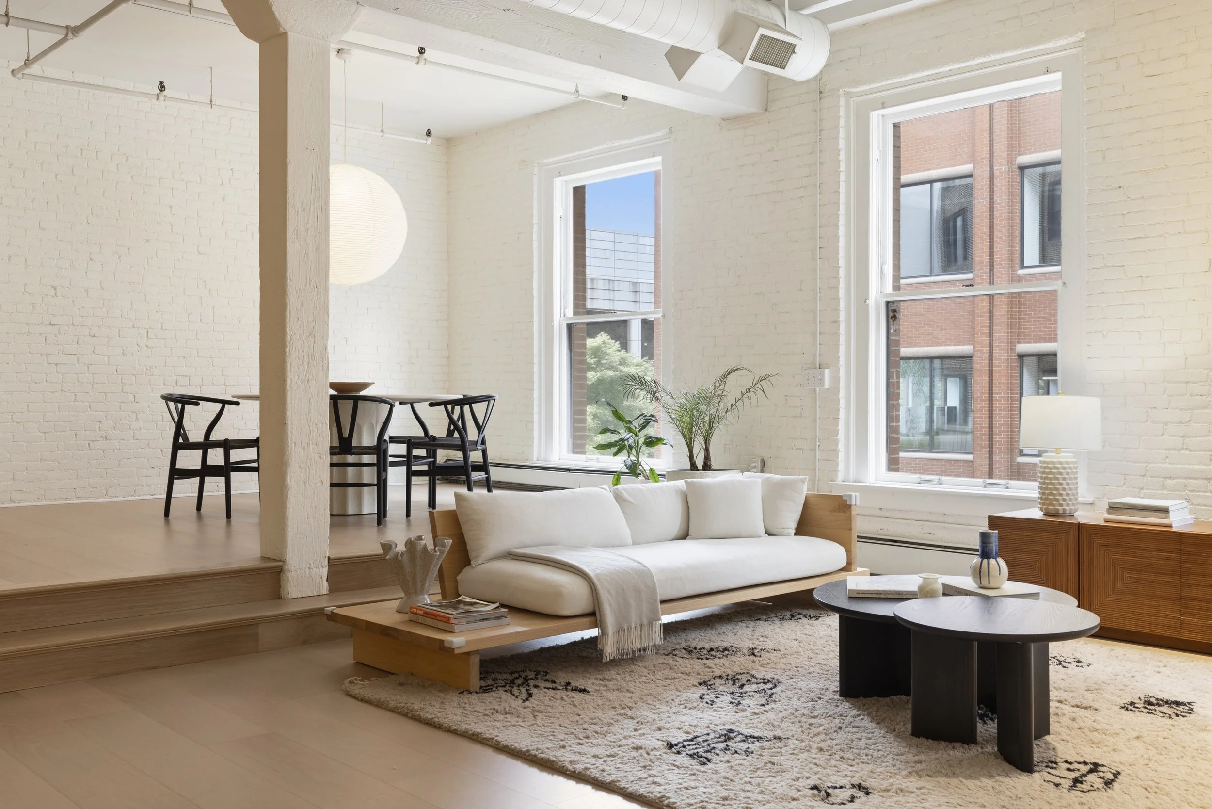 Living Room 1.jpg