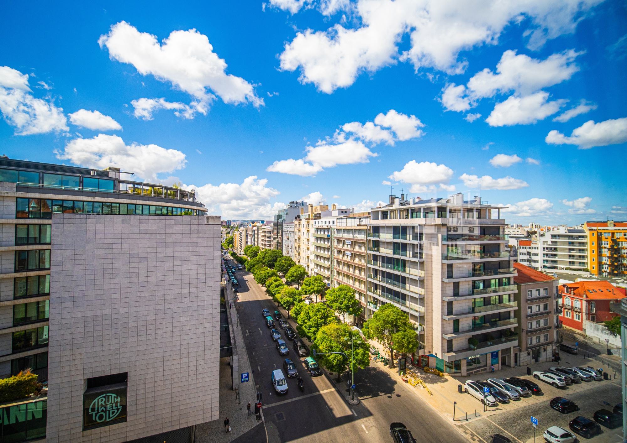 An elevated view of the property’s urban setting, capturing the architecture and rhythm of central Lisbon.