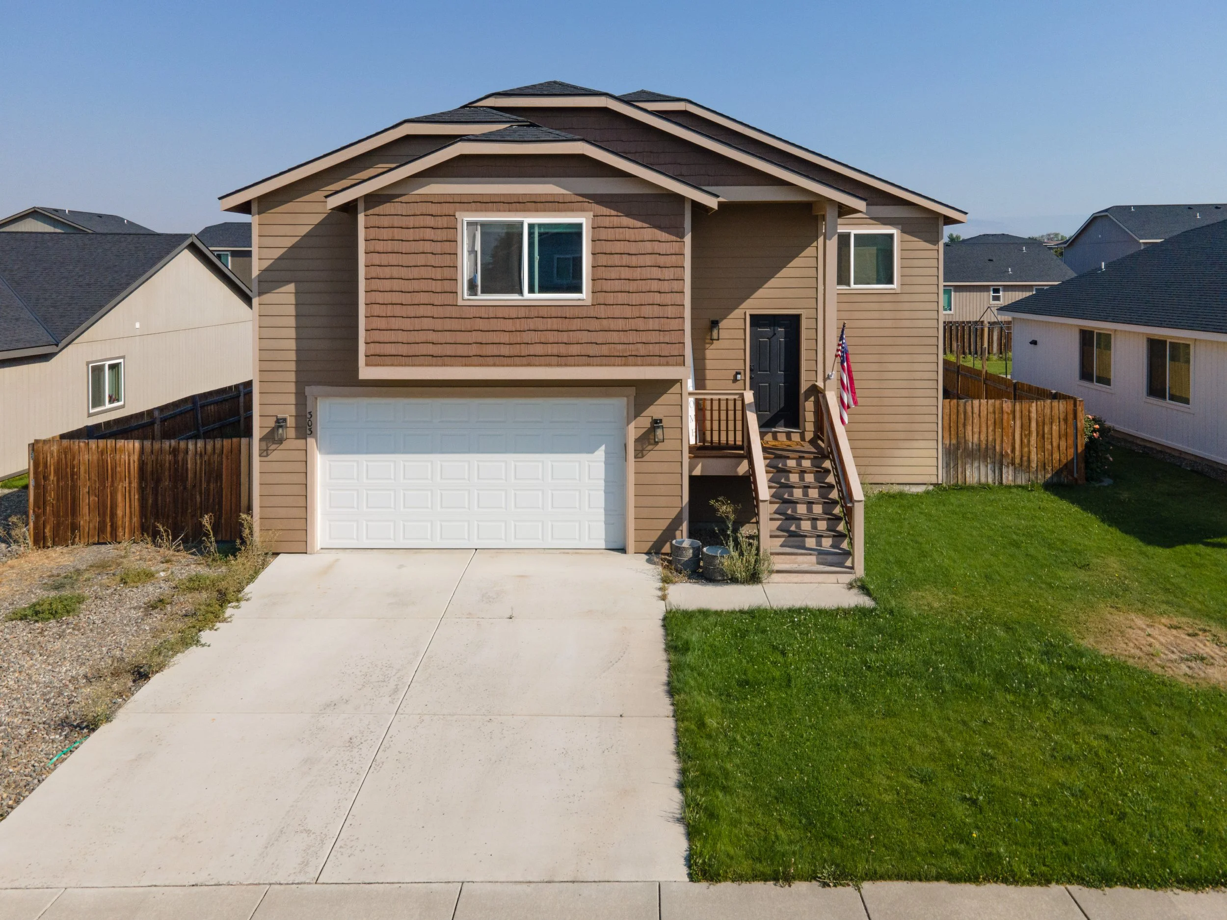 303 E 28th - Downsized-1.jpg